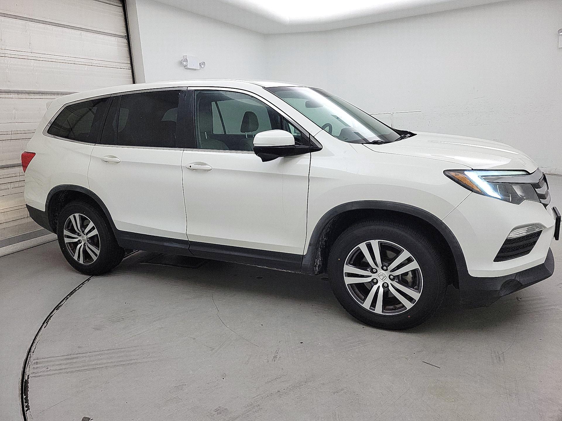 Thumbnail: 2018 Honda Pilot - 4