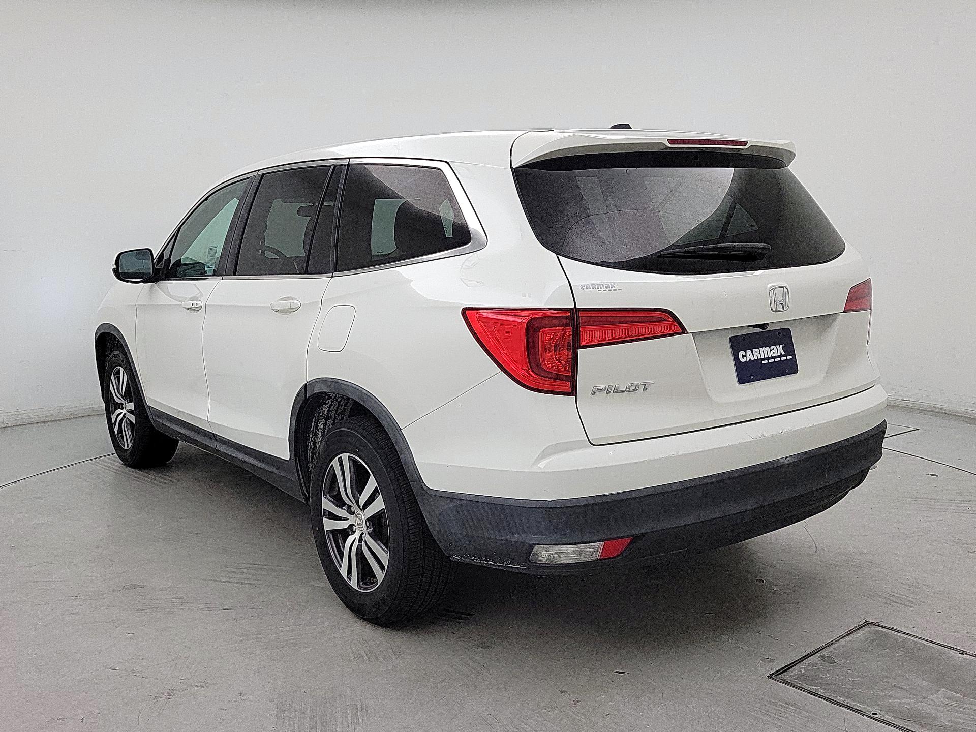 Thumbnail: 2018 Honda Pilot - 7