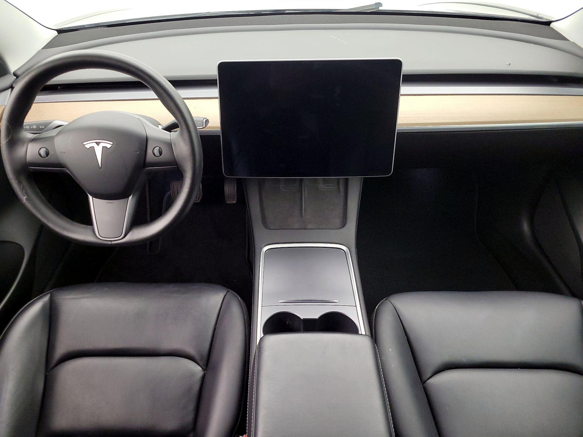 Thumbnail: 2022 Tesla Model 3 - 9