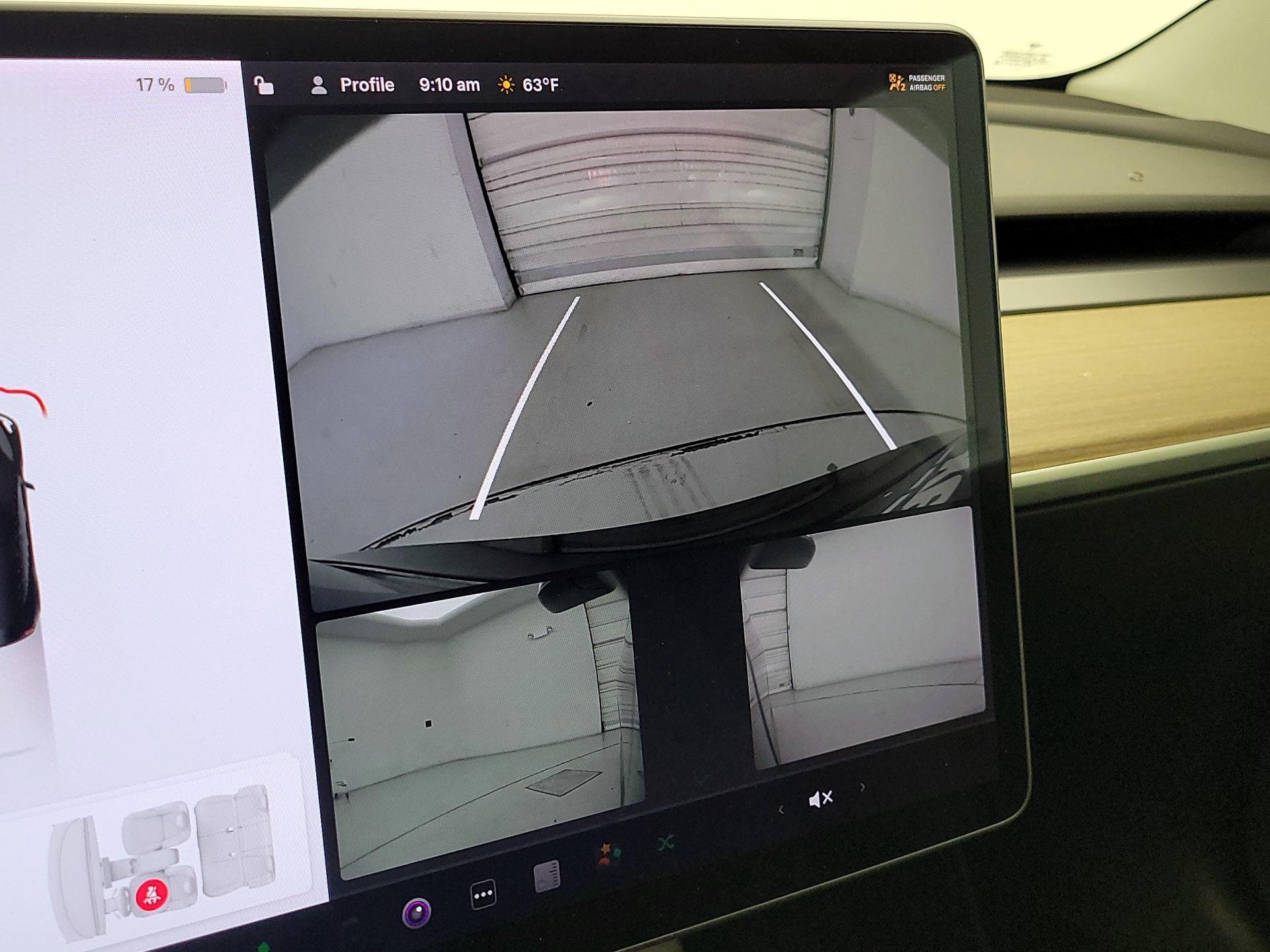Thumbnail: 2022 Tesla Model 3 - 14