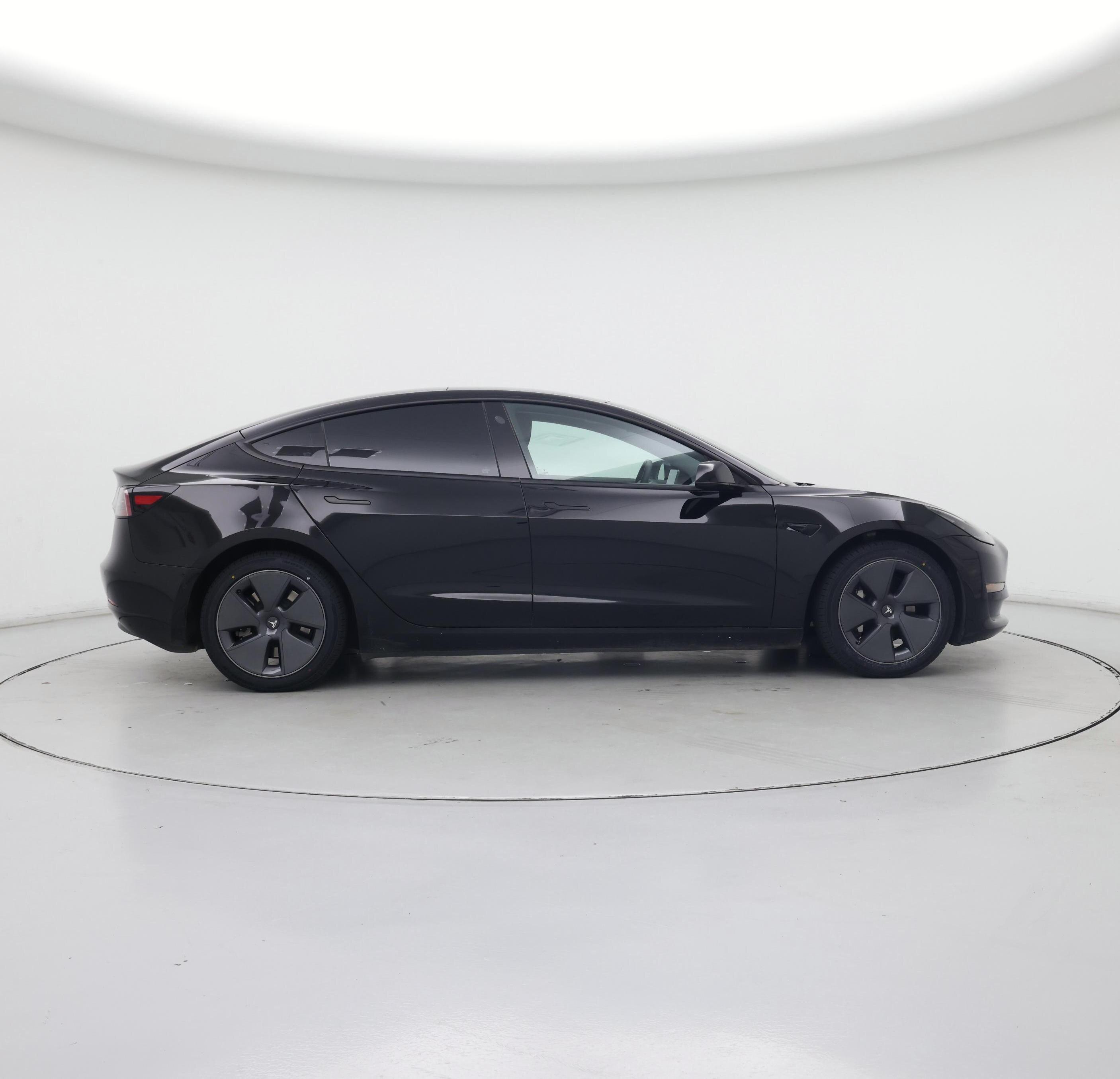 Thumbnail: 2022 Tesla Model 3 - 7