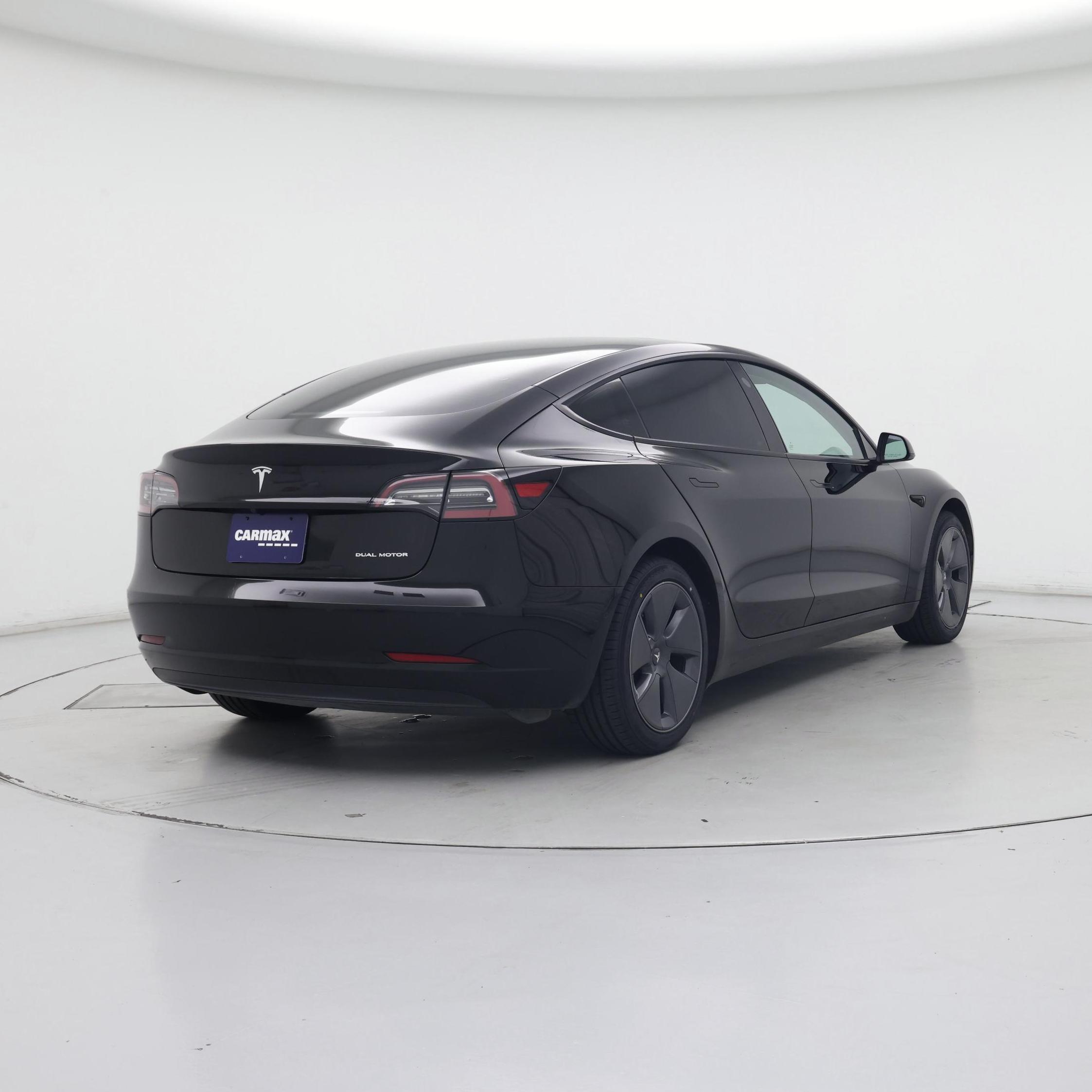 Thumbnail: 2022 Tesla Model 3 - 8
