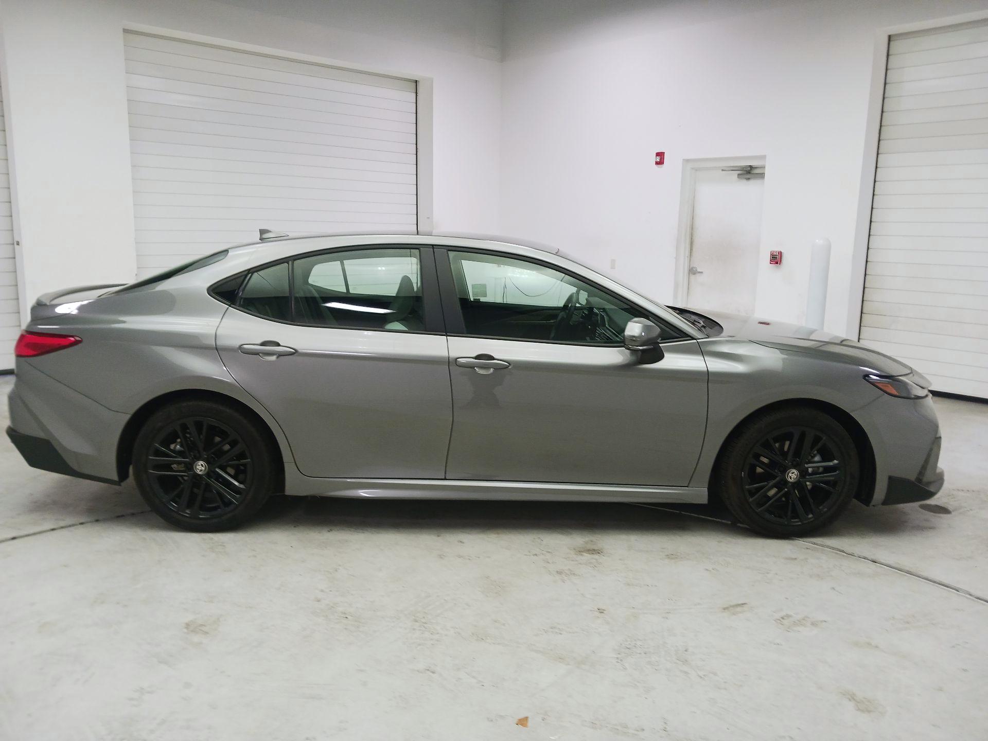 Thumbnail: 2025 Toyota Camry - 4