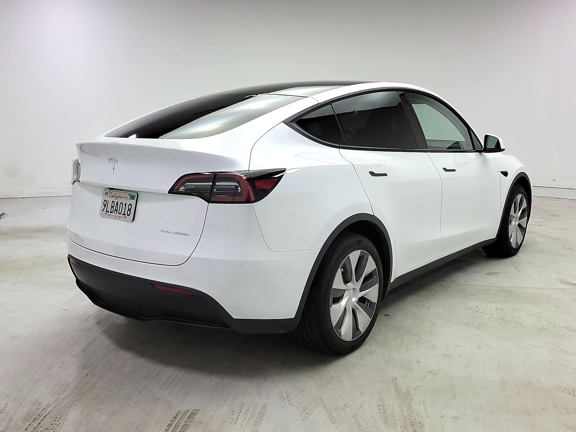 Thumbnail: 2024 Tesla Model Y - 5