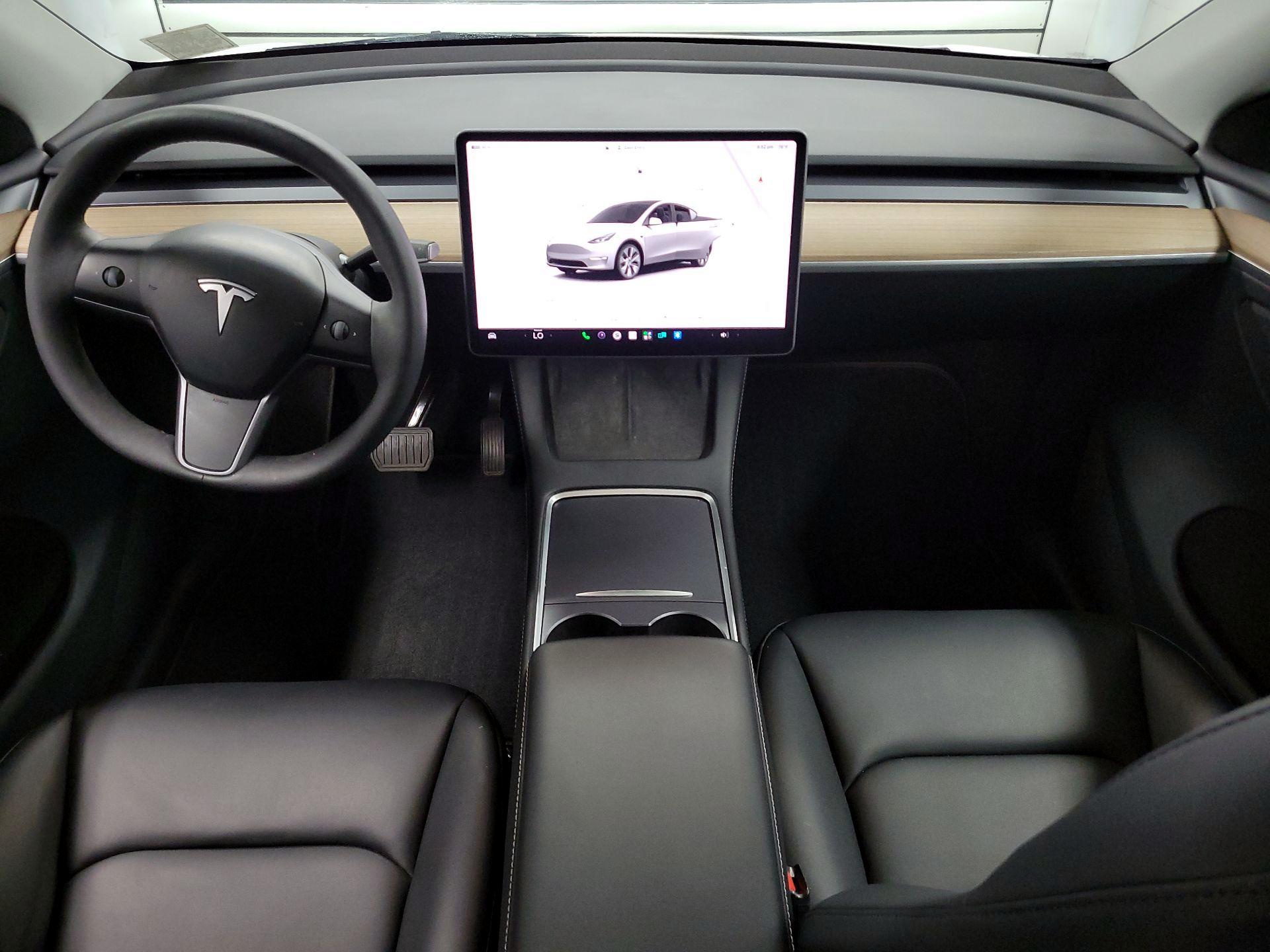 Thumbnail: 2024 Tesla Model Y - 8
