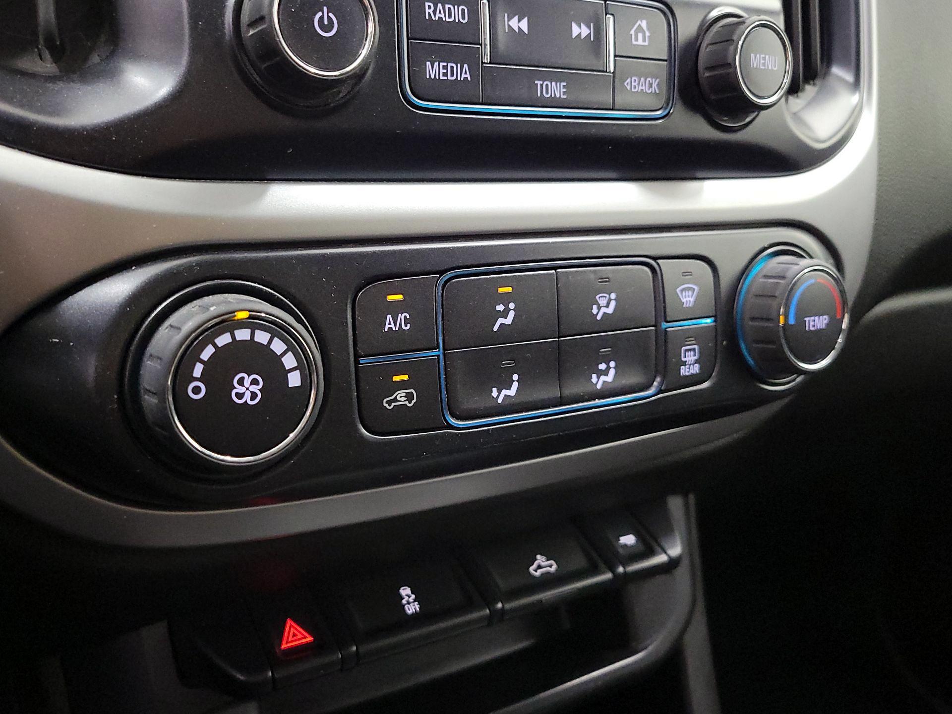 Thumbnail: 2017 Chevrolet Colorado - 15