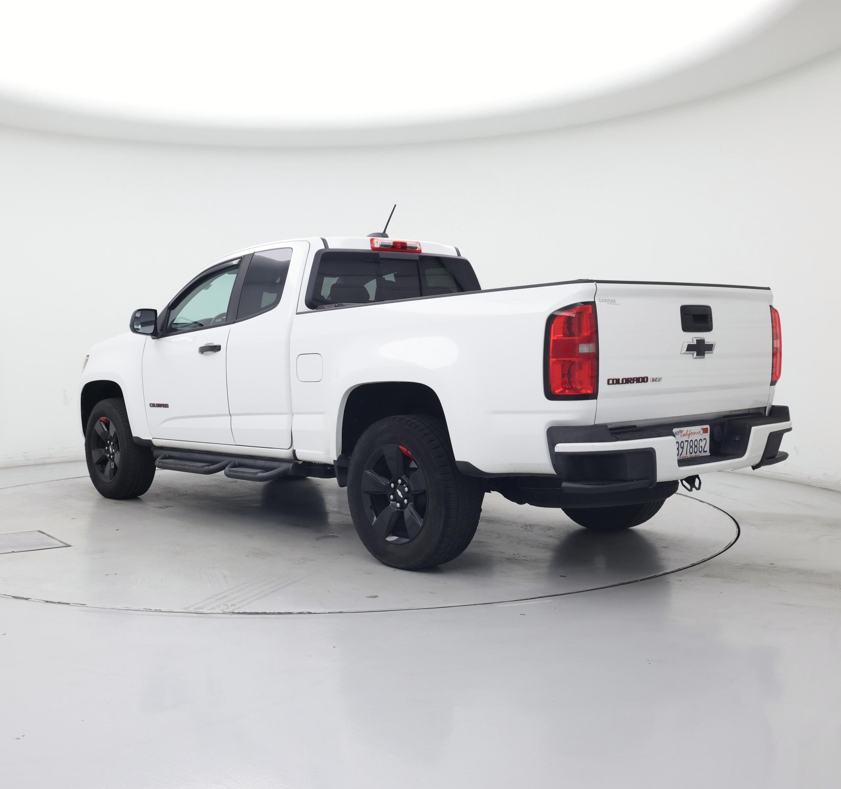 Thumbnail: 2017 Chevrolet Colorado - 2