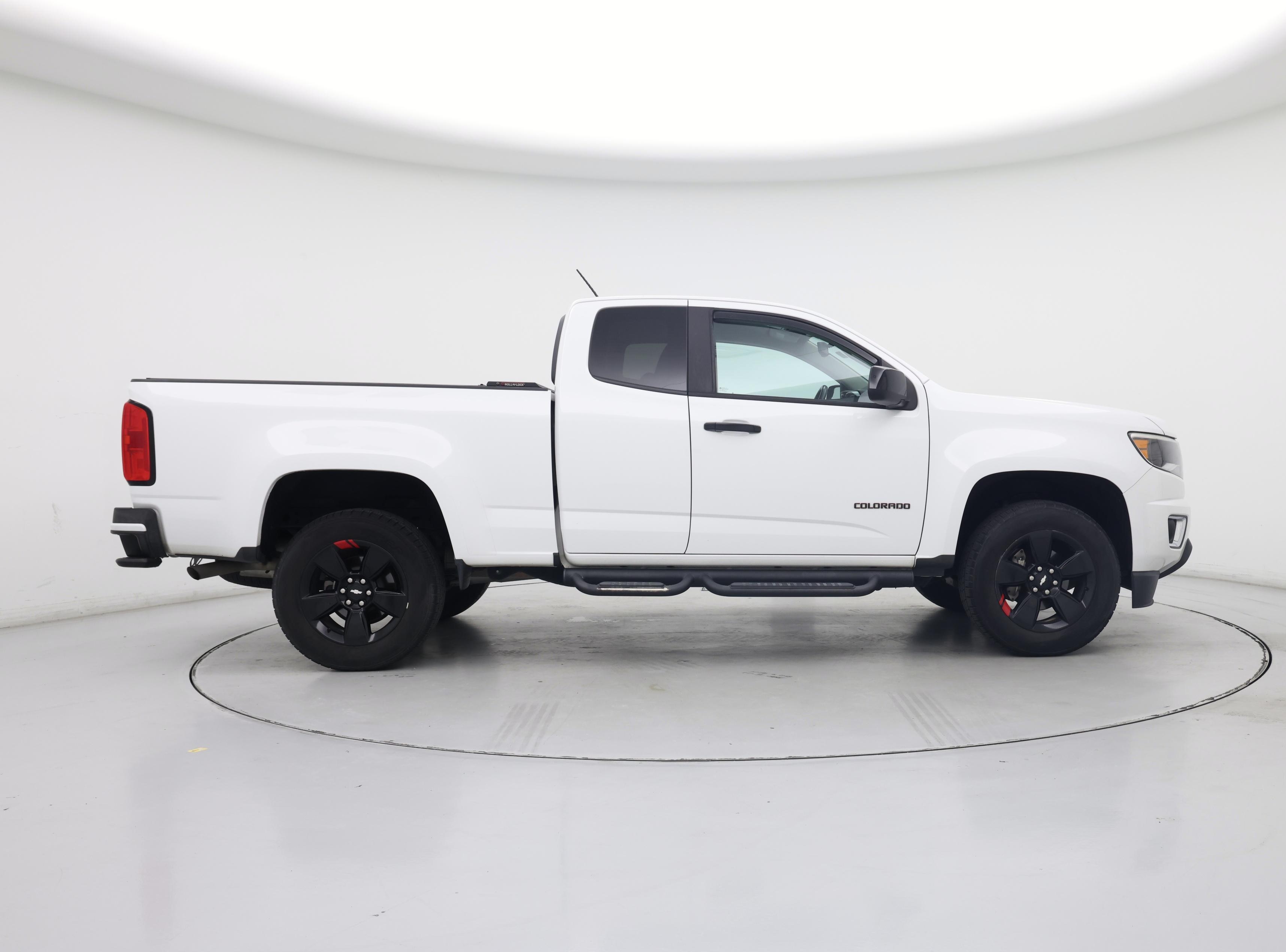 Thumbnail: 2017 Chevrolet Colorado - 7