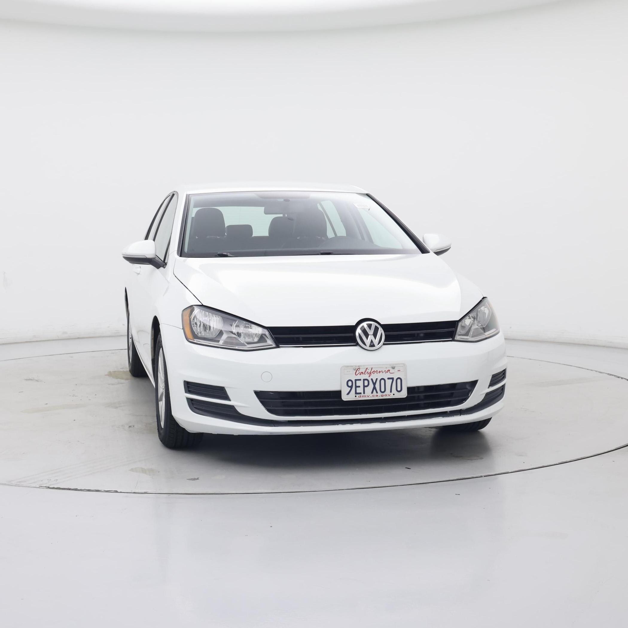 Thumbnail: 2015 Volkswagen Golf - 5