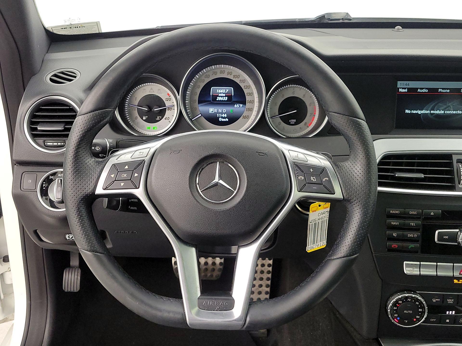 Thumbnail: 2015 Mercedes-Benz C-Class - 10