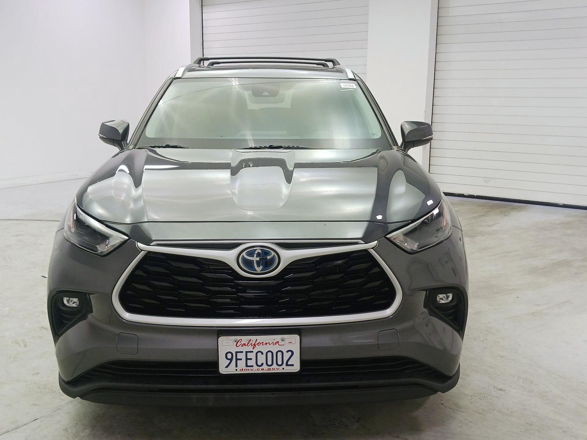 Thumbnail: 2023 Toyota Highlander - 2