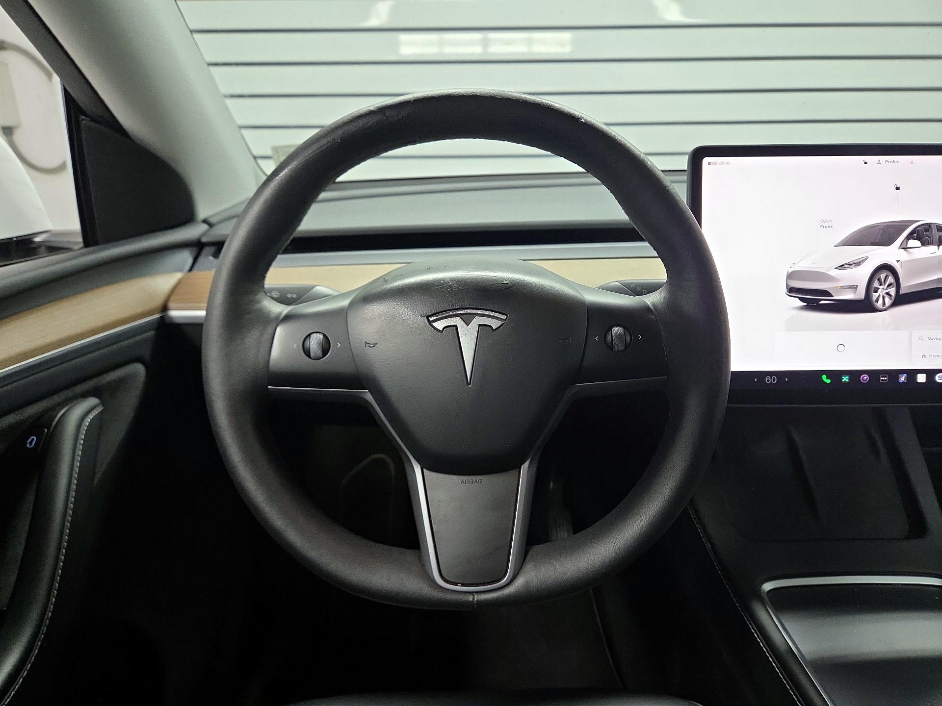 Thumbnail: 2024 Tesla Model Y - 10