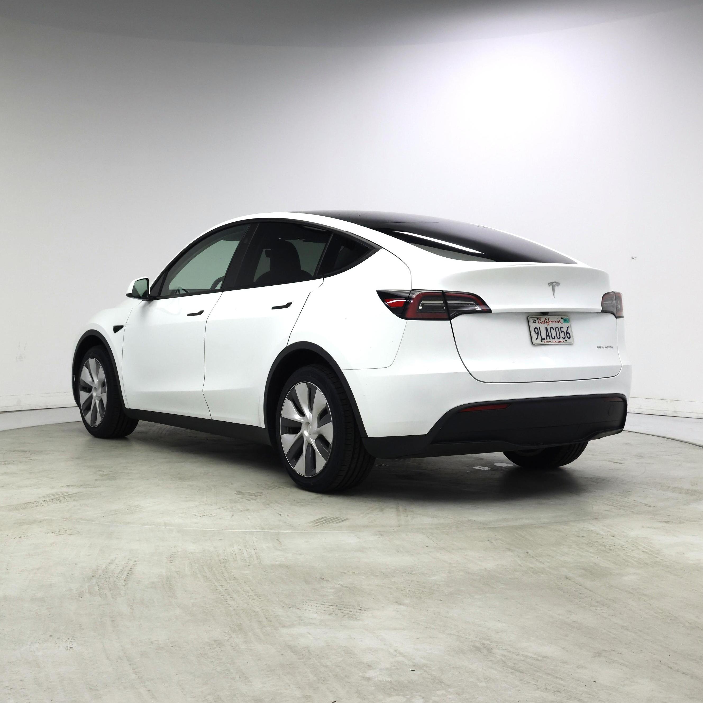 Thumbnail: 2024 Tesla Model Y - 2