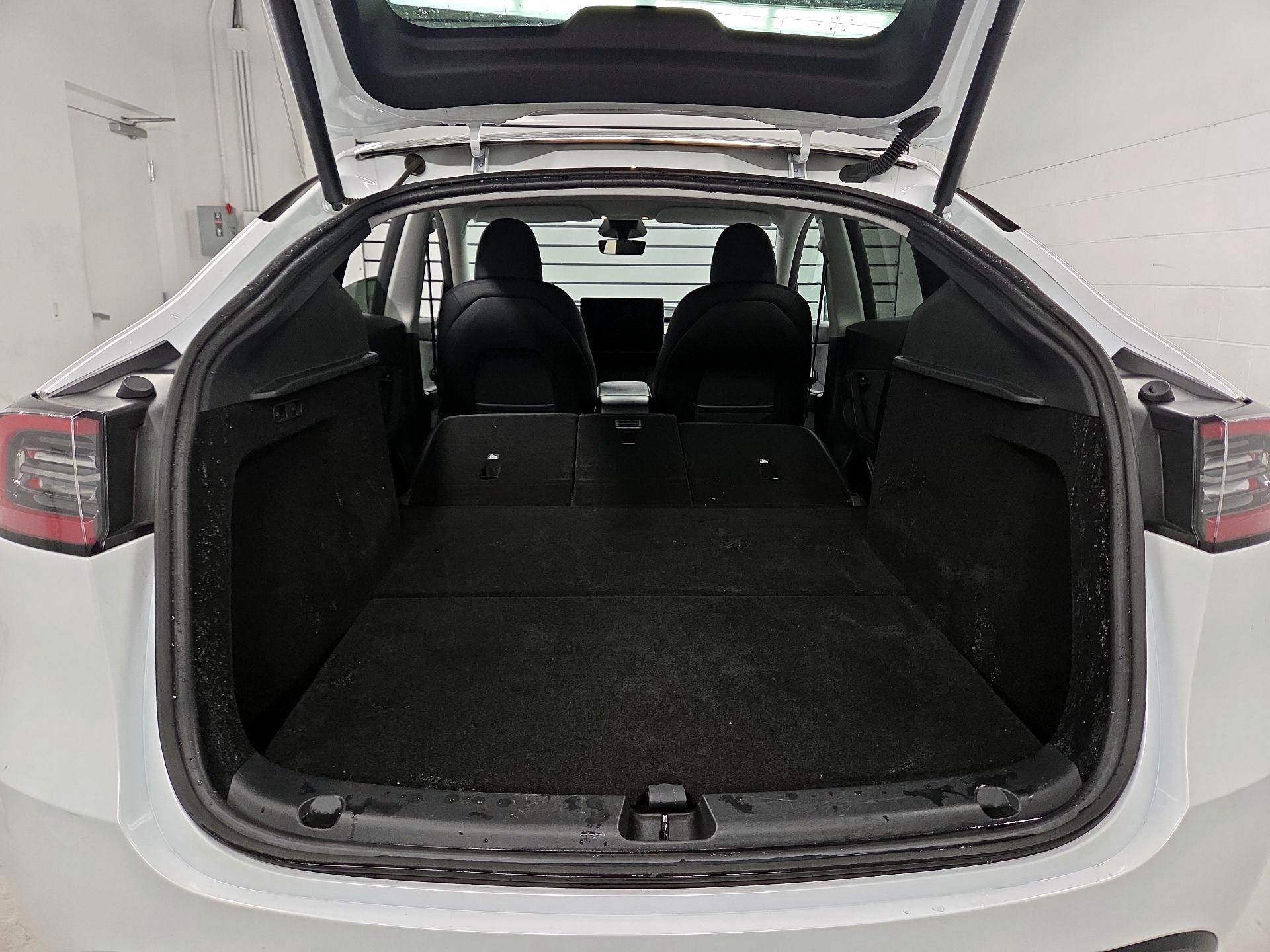 Thumbnail: 2024 Tesla Model Y - 20