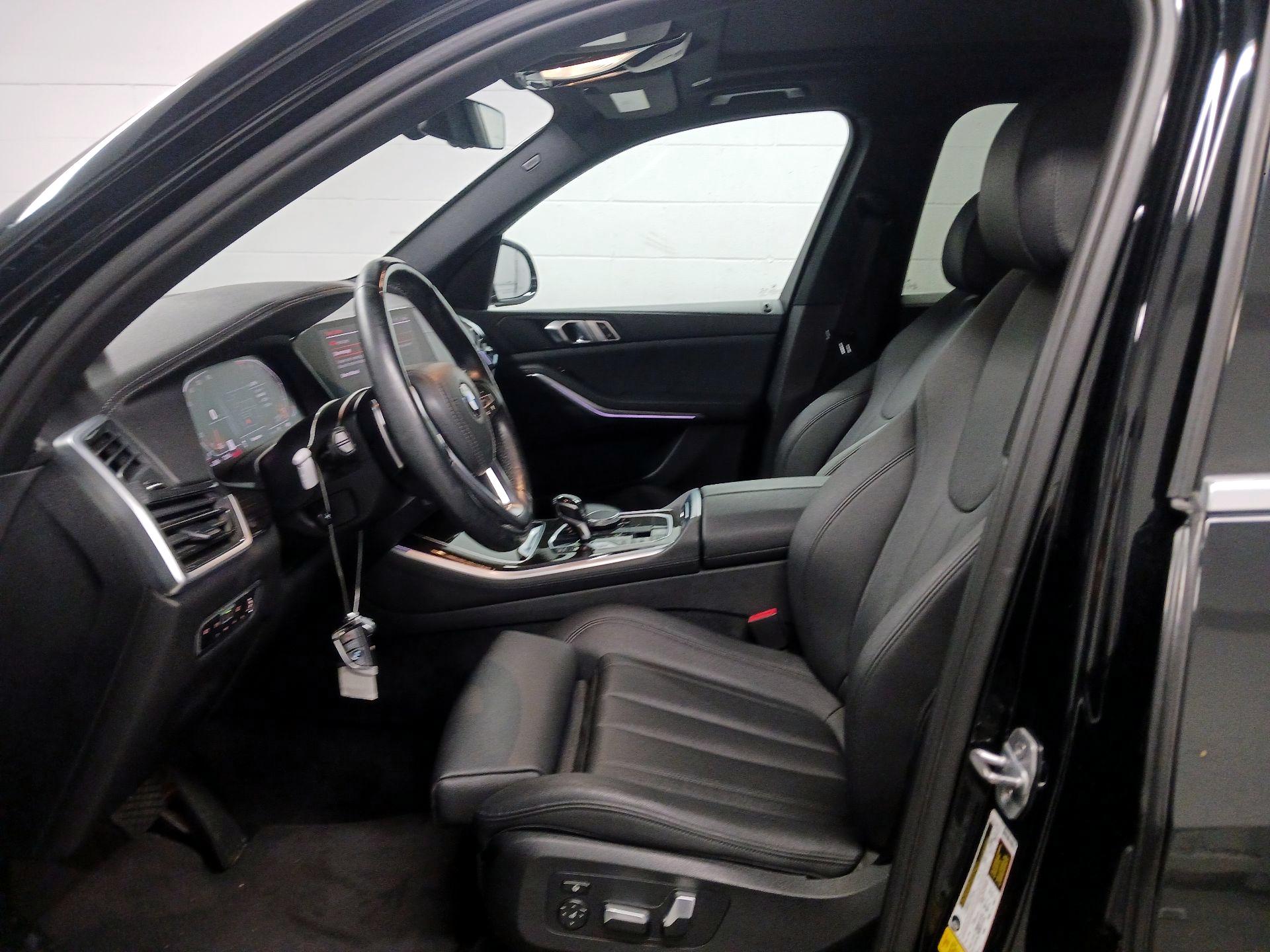 Thumbnail: 2020 BMW X5 - 11