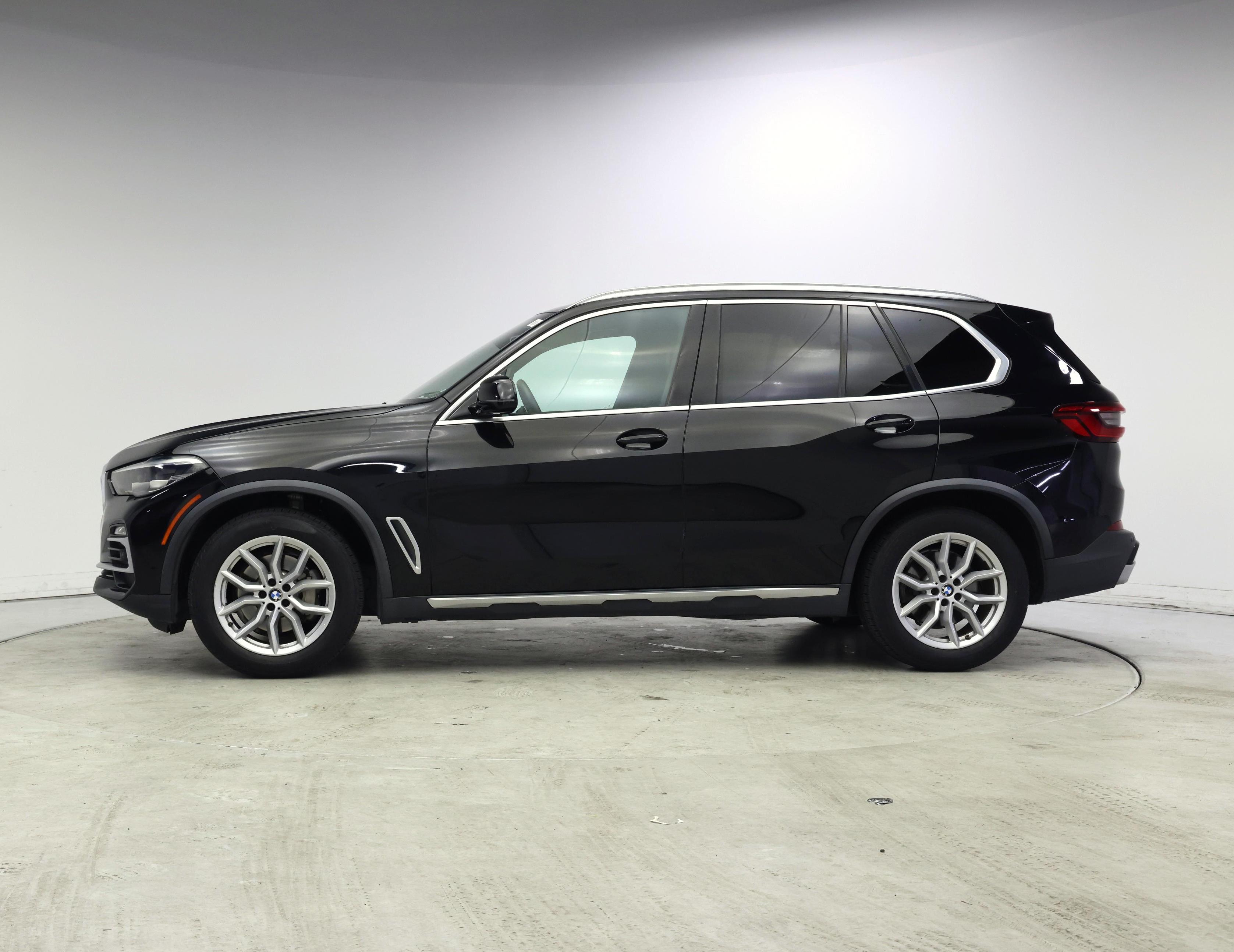 Thumbnail: 2020 BMW X5 - 3
