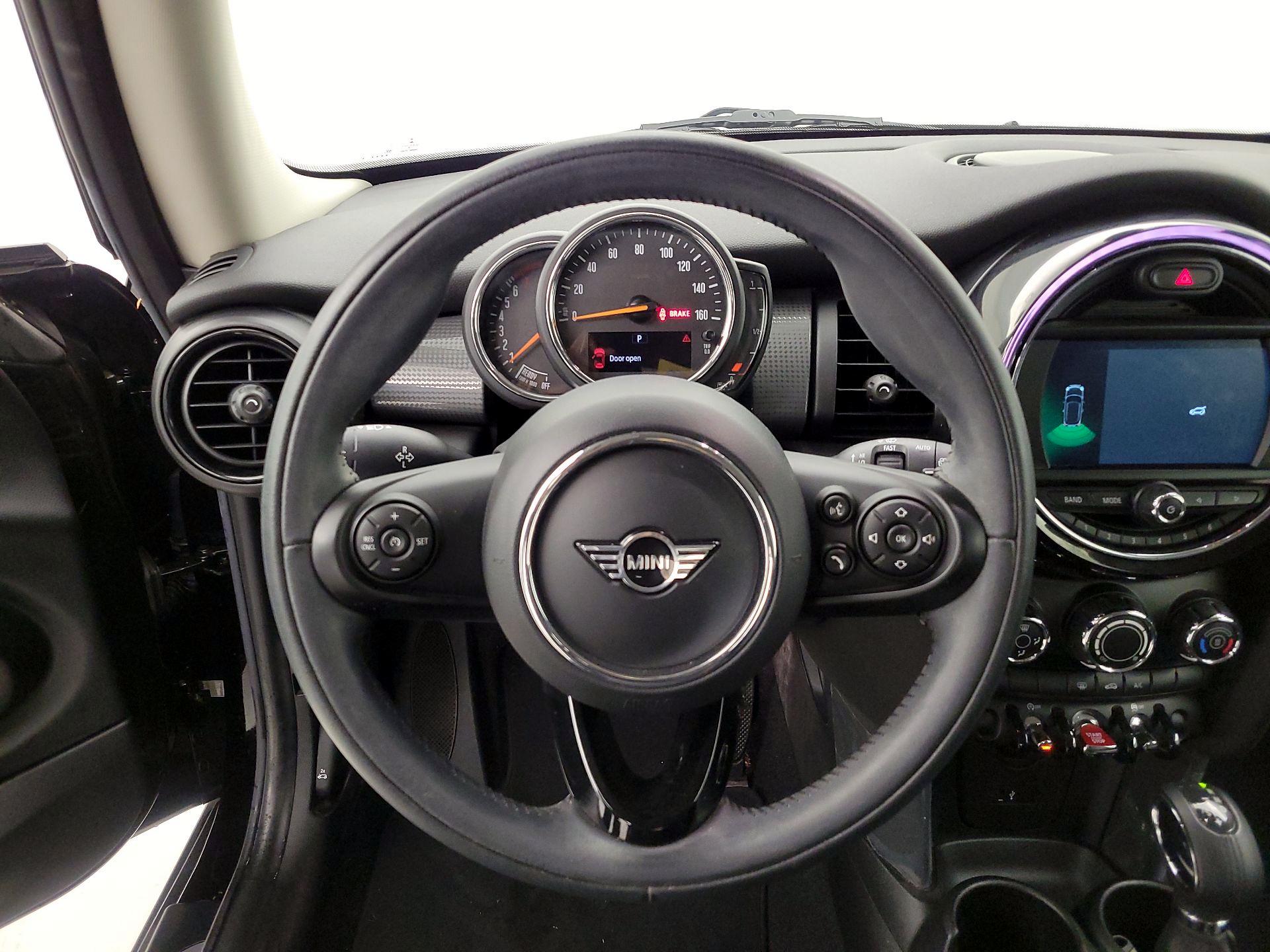 Thumbnail: 2019 MINI Cooper Hardtop - 10