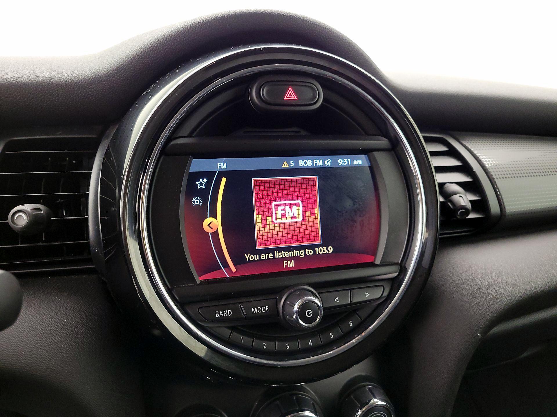Thumbnail: 2019 MINI Cooper Hardtop - 15