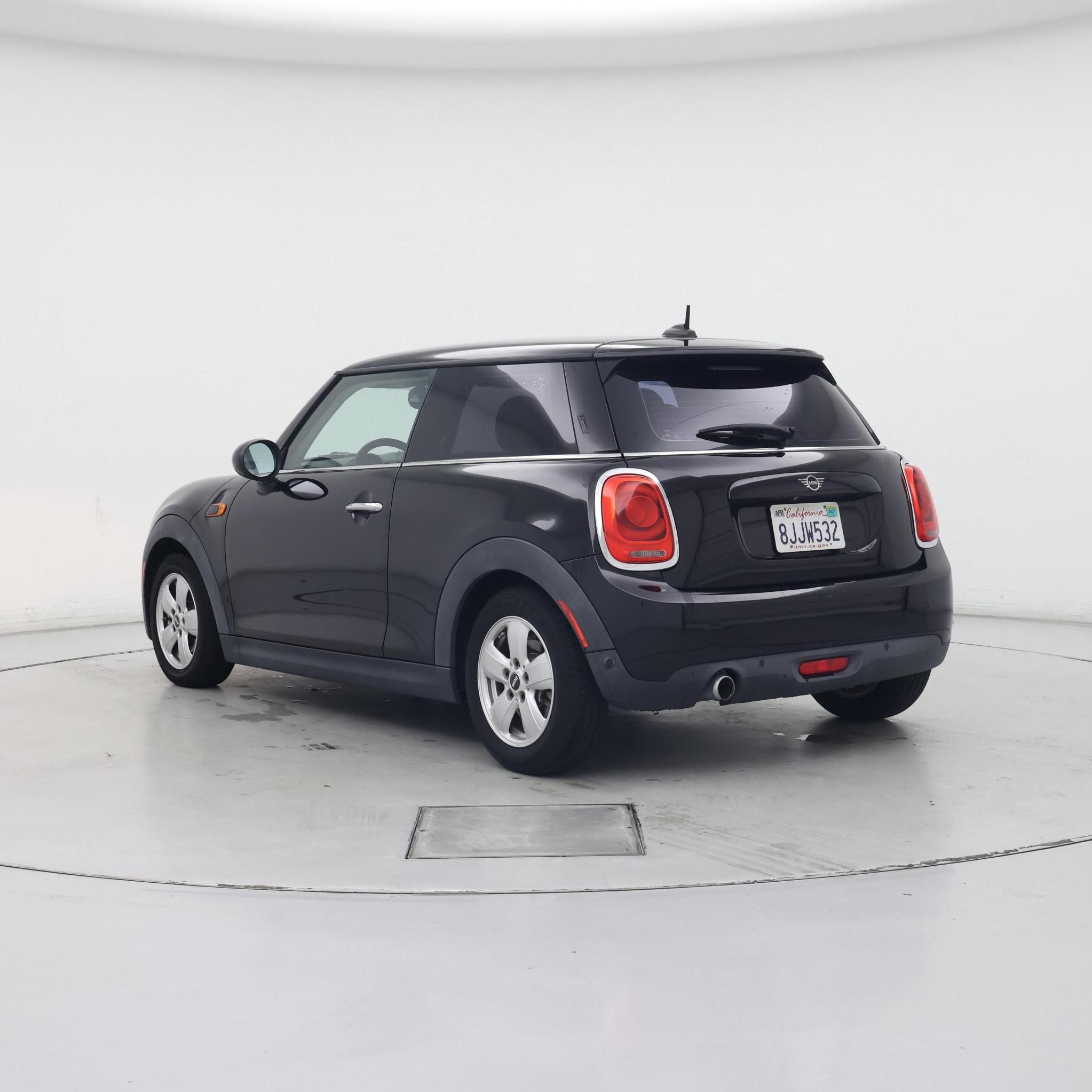 Thumbnail: 2019 MINI Cooper Hardtop - 2