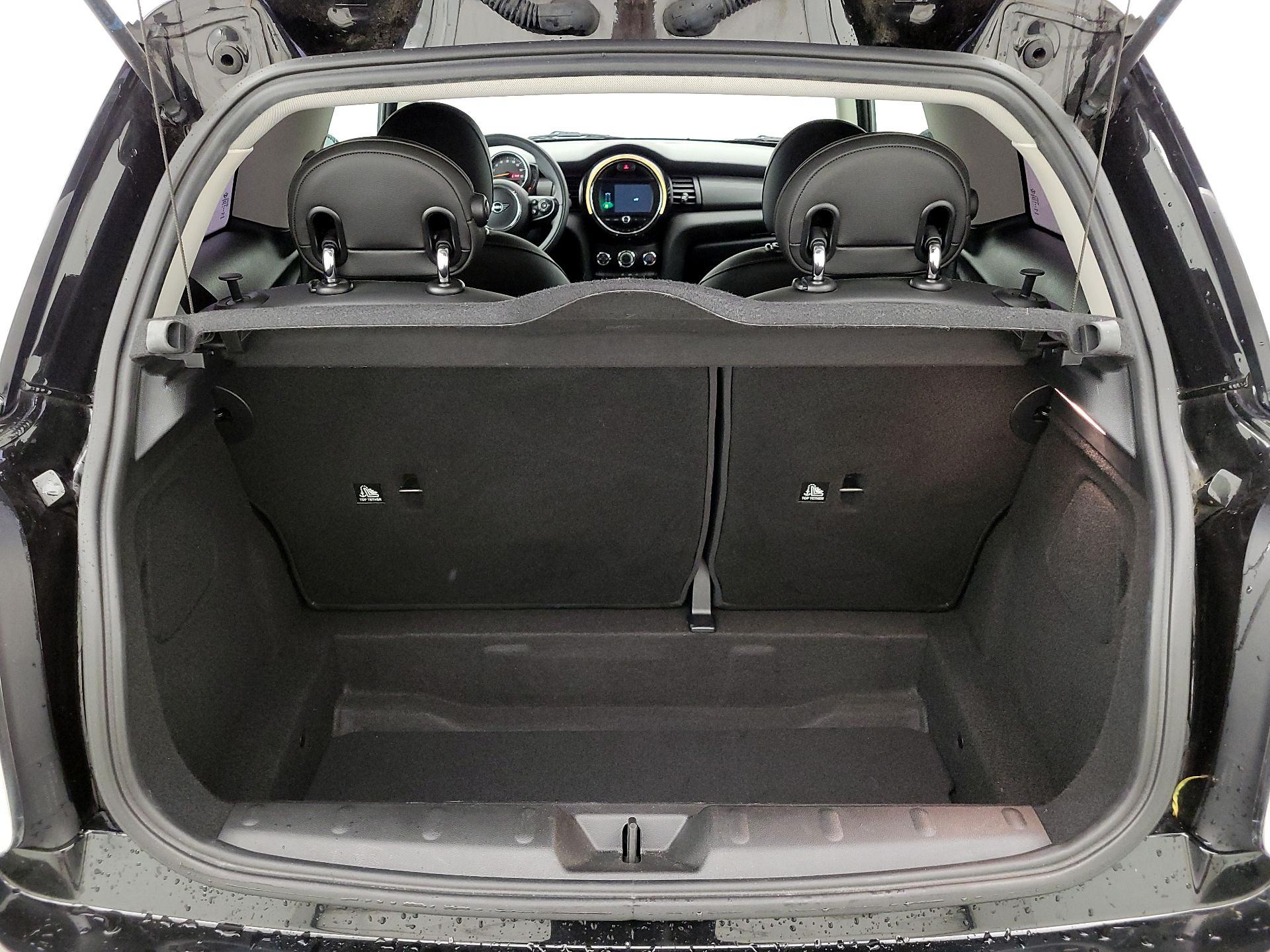 Thumbnail: 2019 MINI Cooper Hardtop - 20