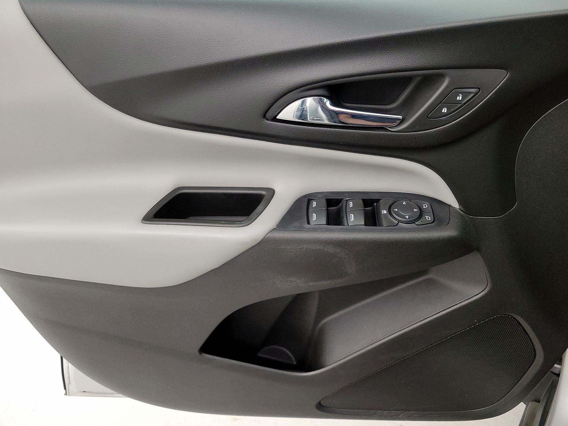 Thumbnail: 2019 Chevrolet Equinox - 12