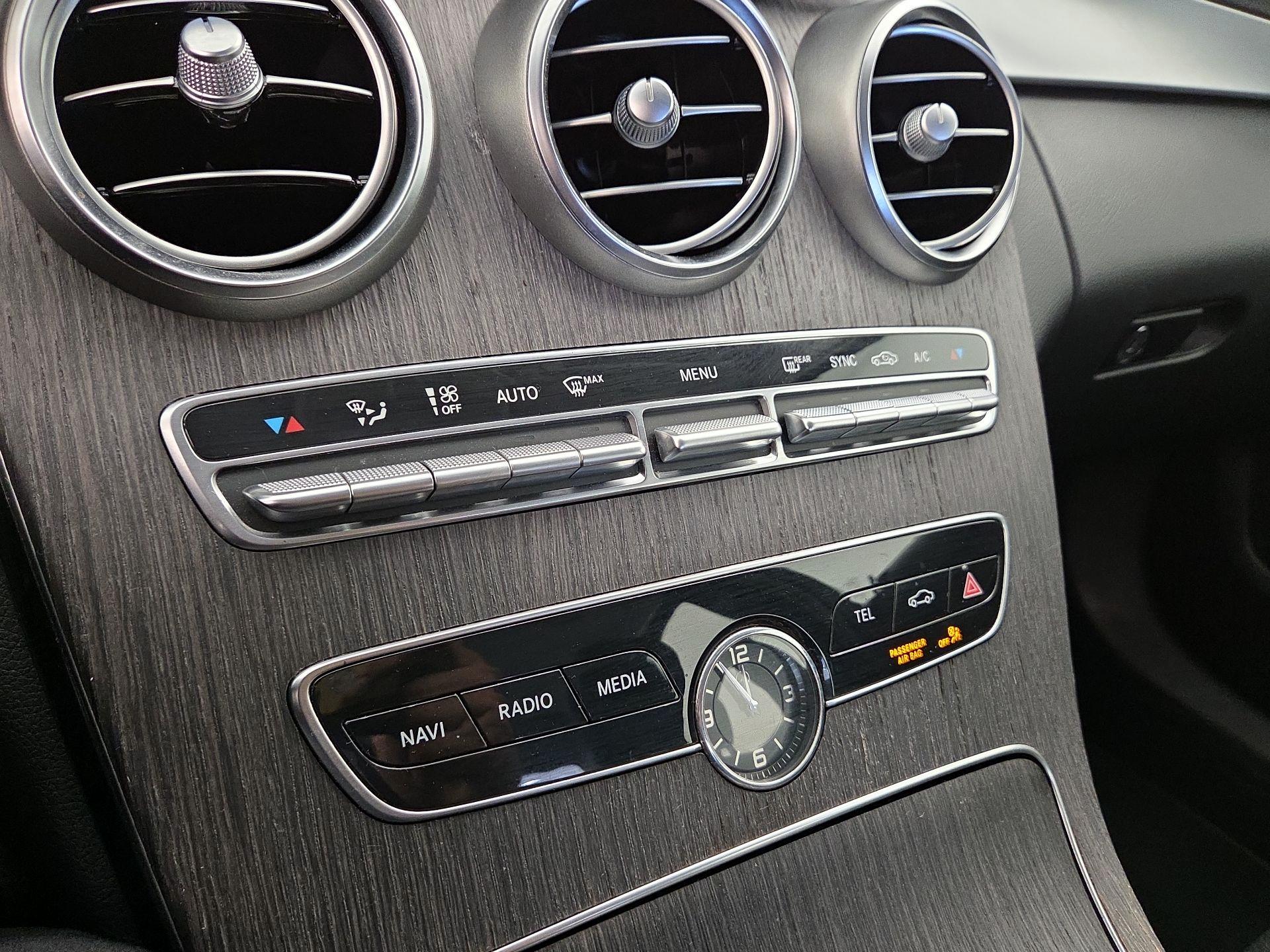 Thumbnail: 2019 Mercedes-Benz C-Class - 16