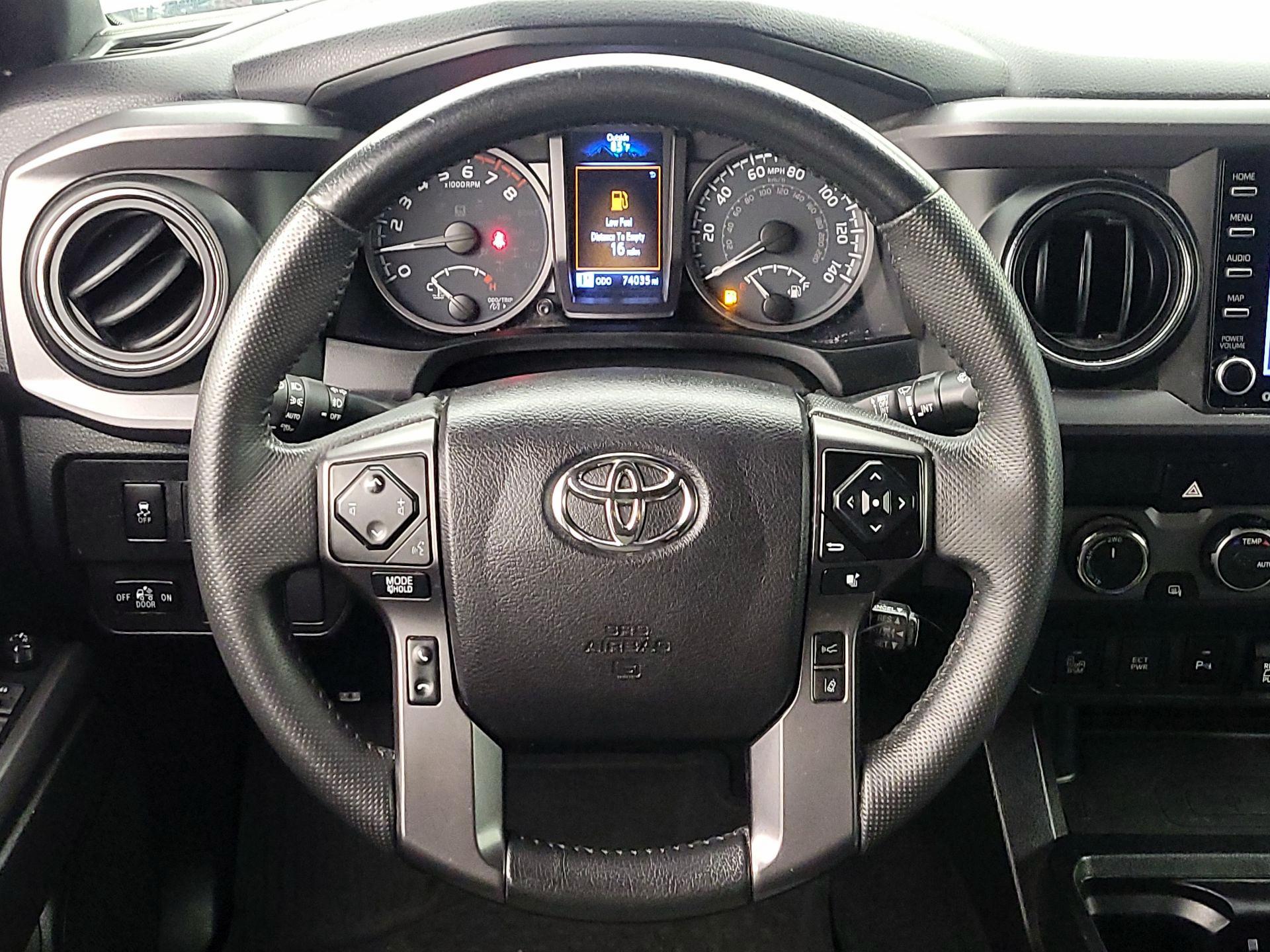 Thumbnail: 2021 Toyota Tacoma - 10