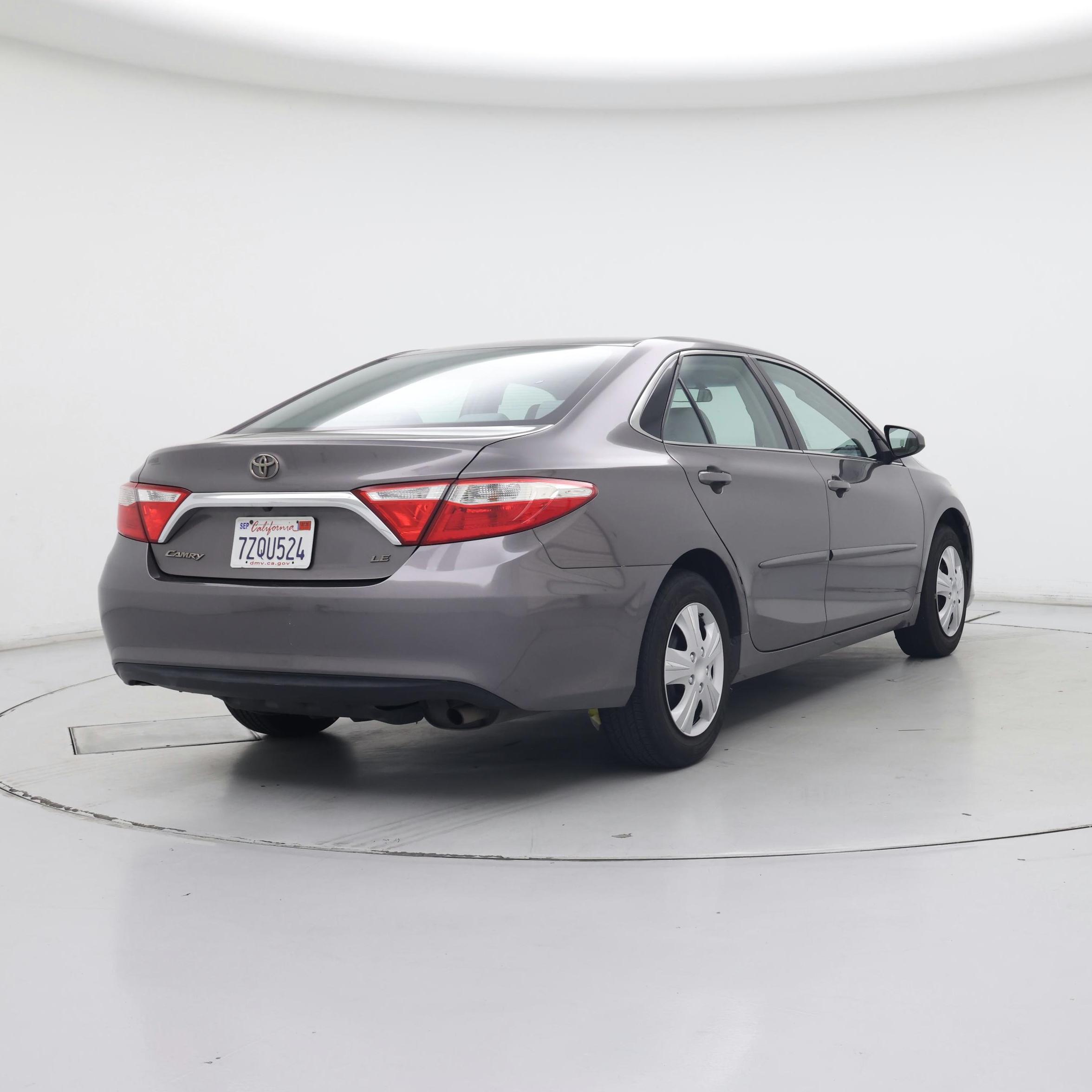 Thumbnail: 2017 Toyota Camry - 8
