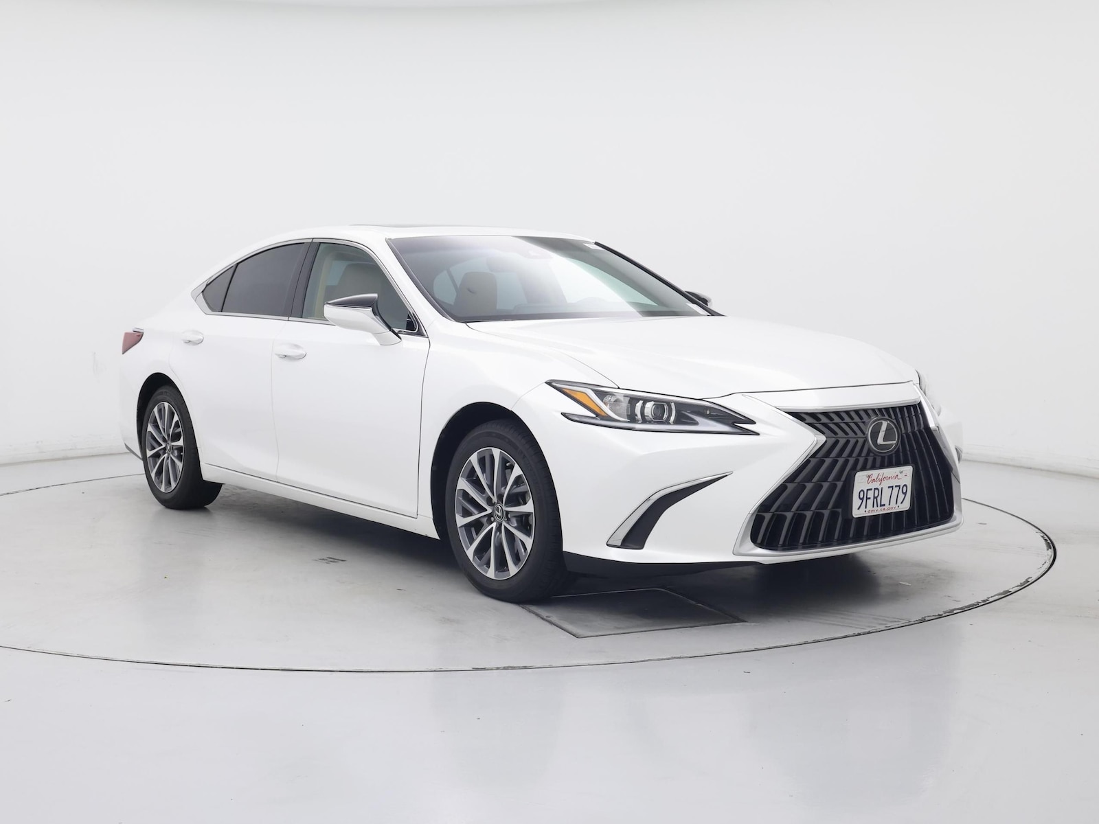 2023 Lexus ES 350 - Photo 2