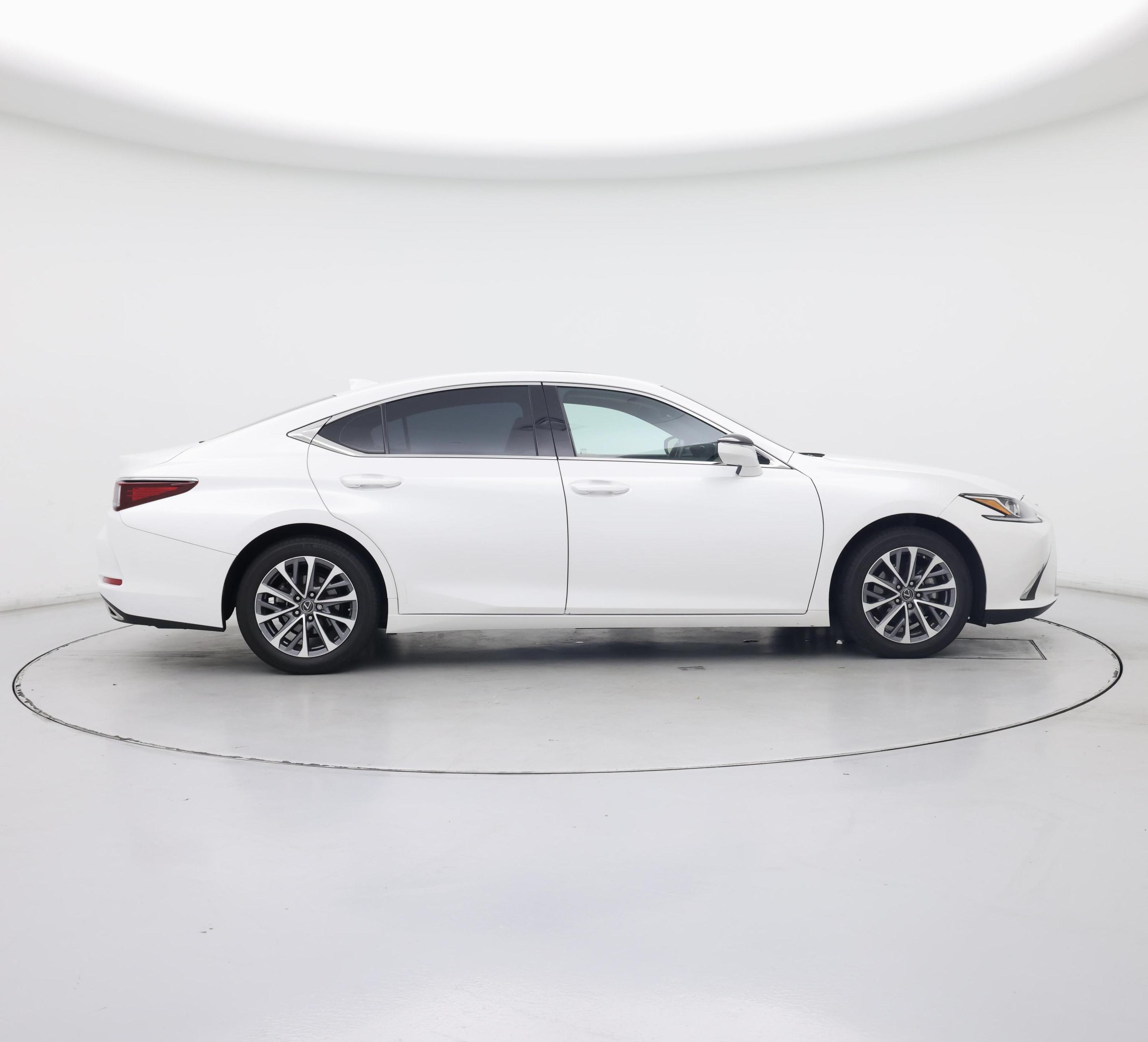 Thumbnail: 2023 Lexus ES - 7