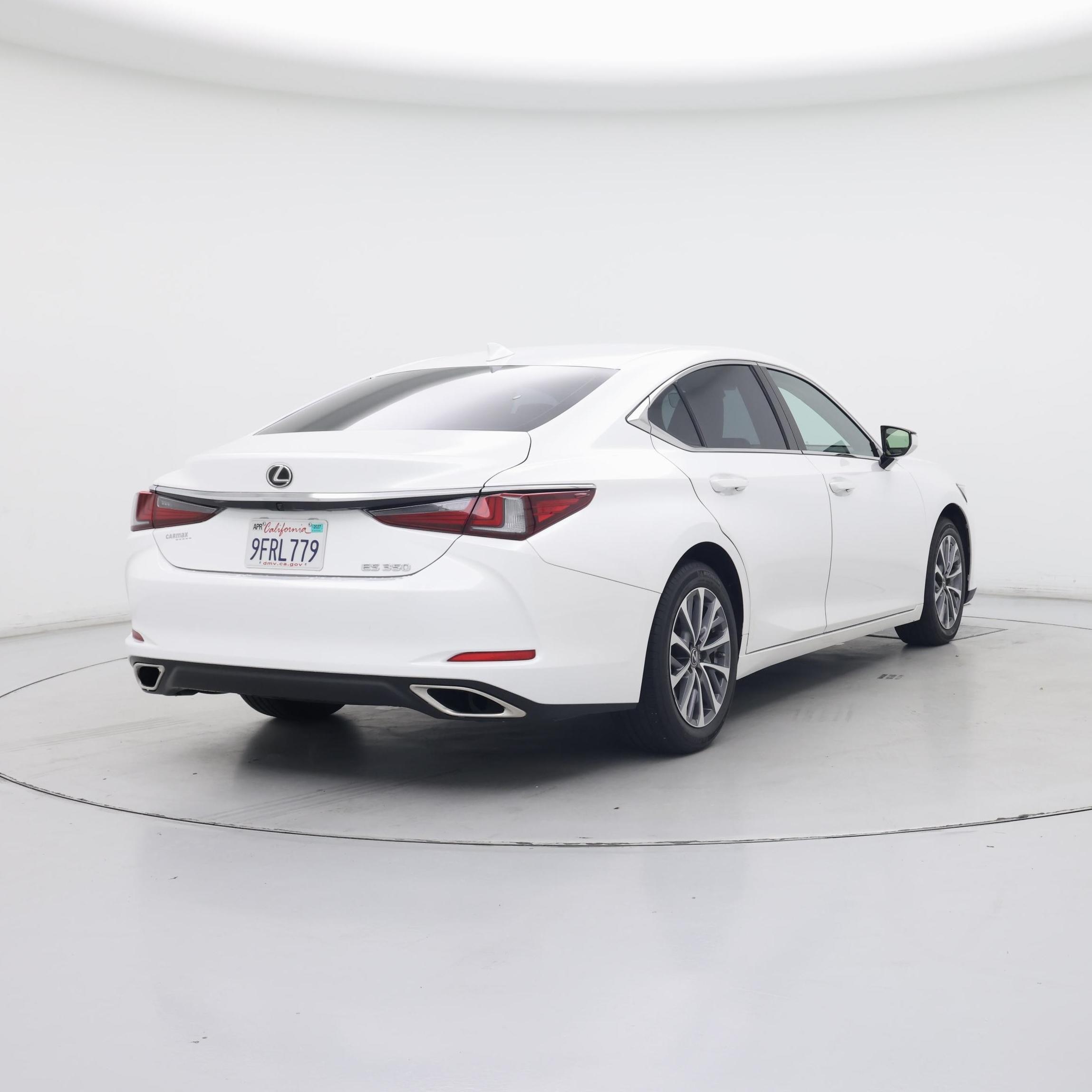 Thumbnail: 2023 Lexus ES - 8