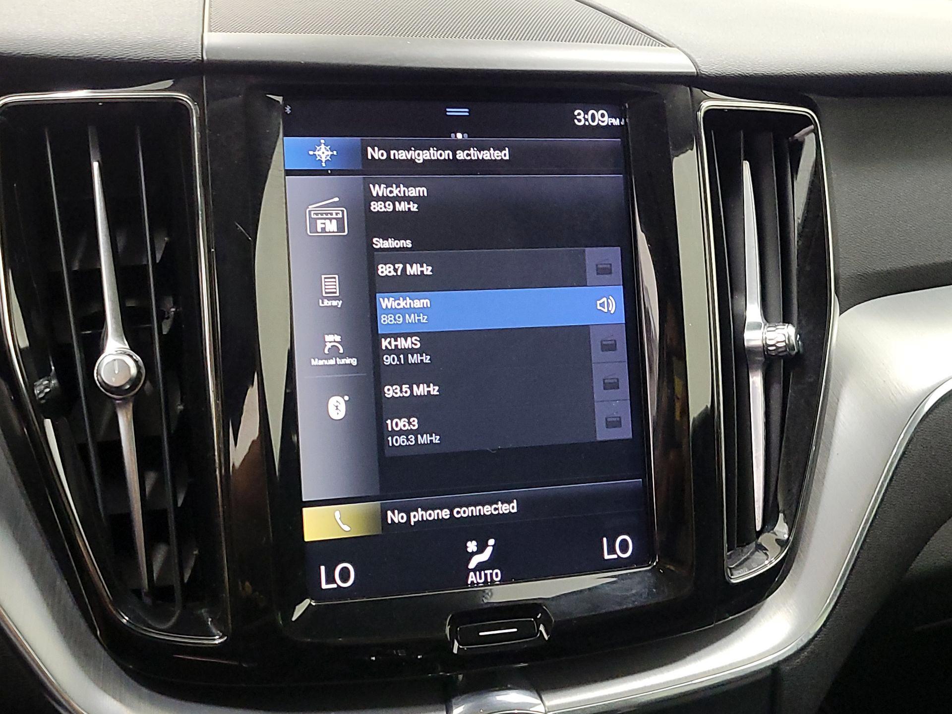 Thumbnail: 2019 Volvo XC60 - 15
