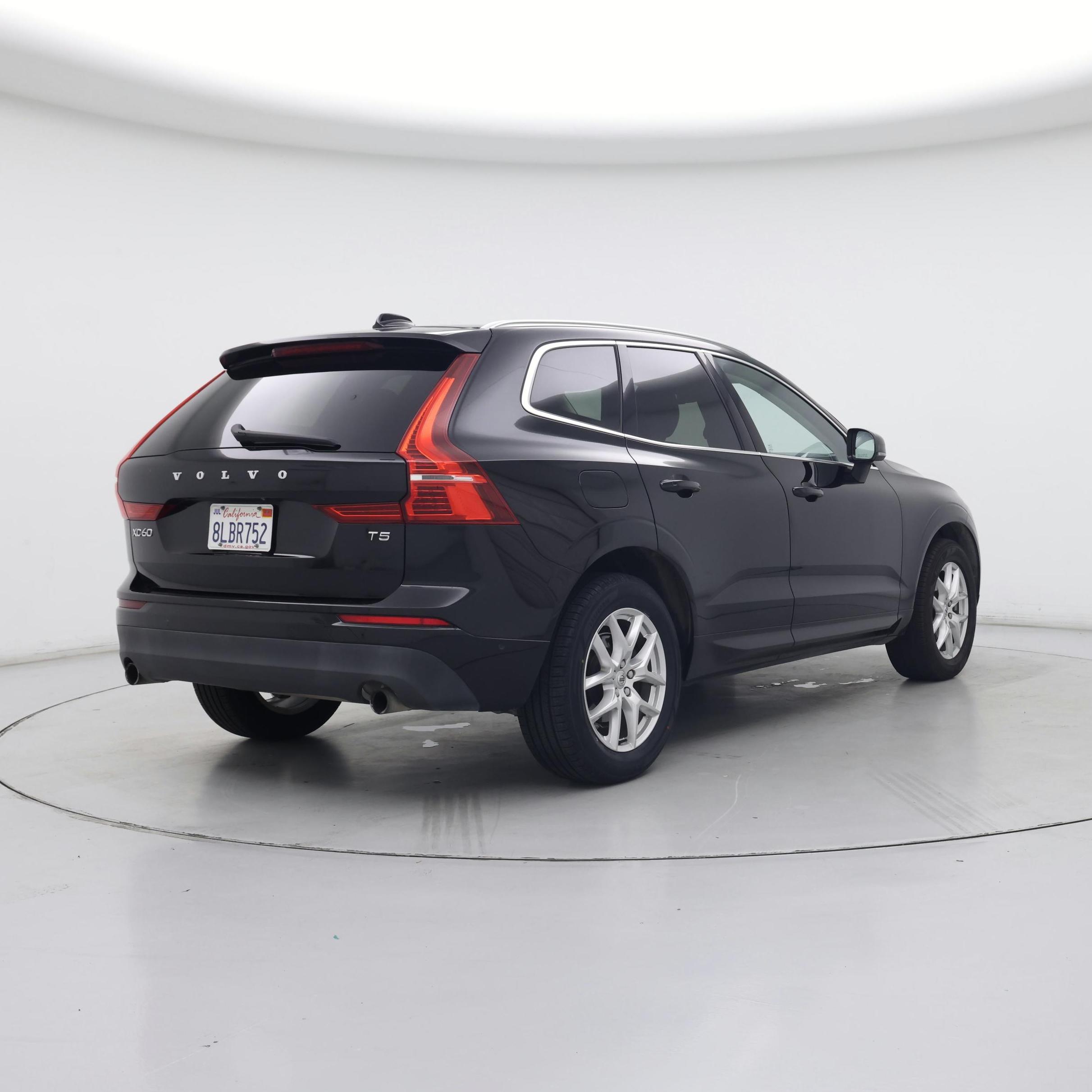Thumbnail: 2019 Volvo XC60 - 8
