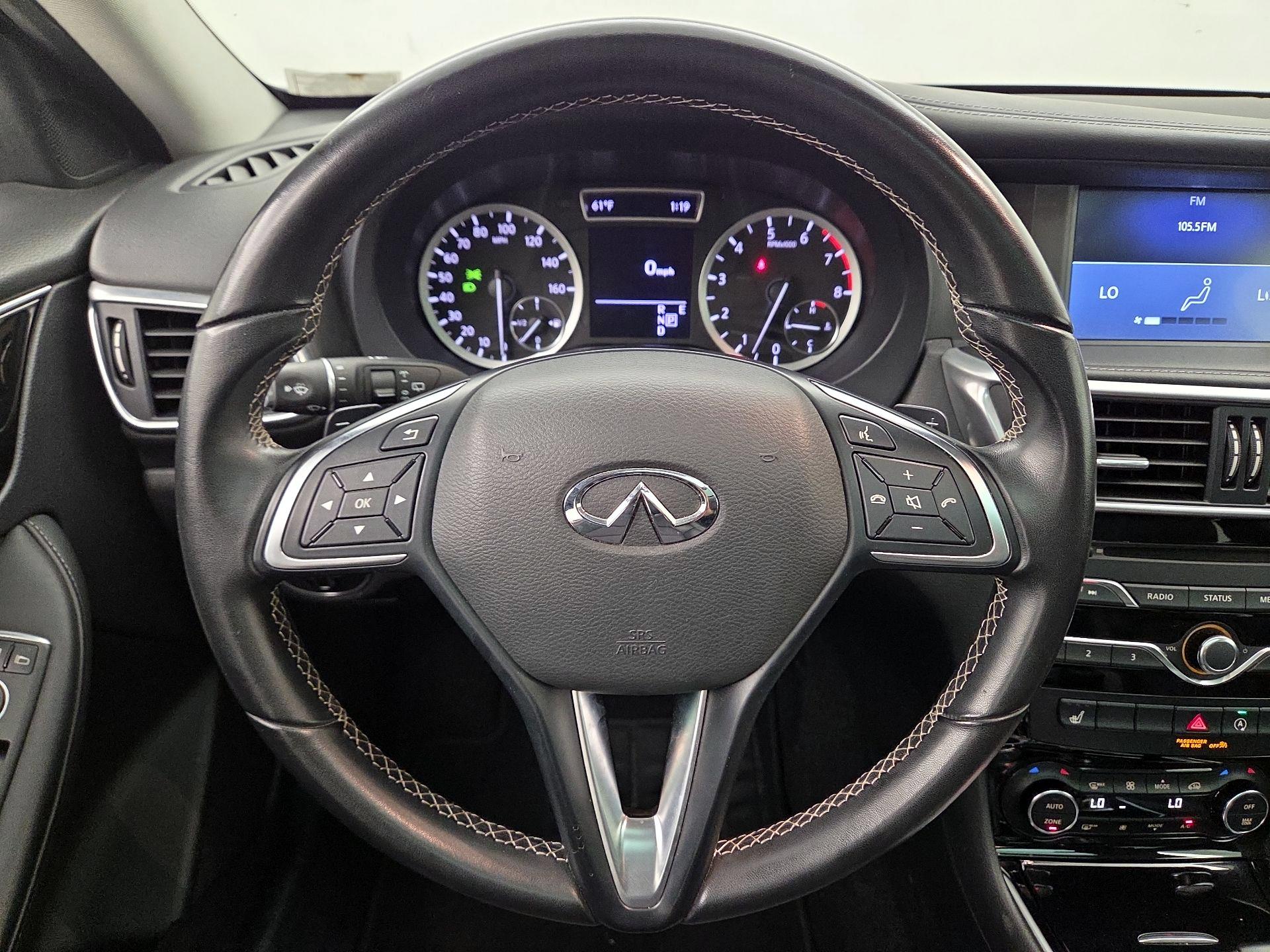 Thumbnail: 2019 INFINITI QX30 - 10