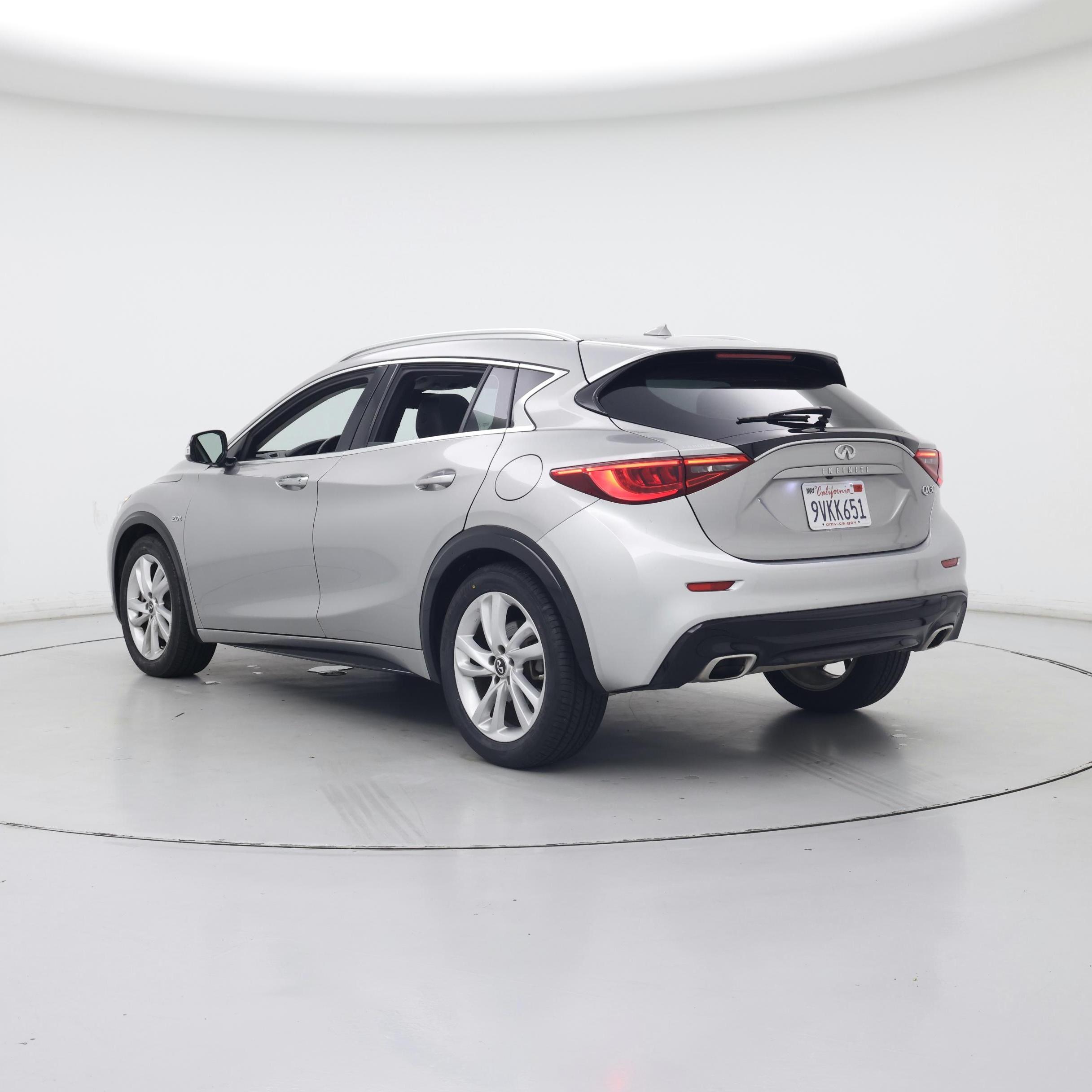 Thumbnail: 2019 INFINITI QX30 - 2