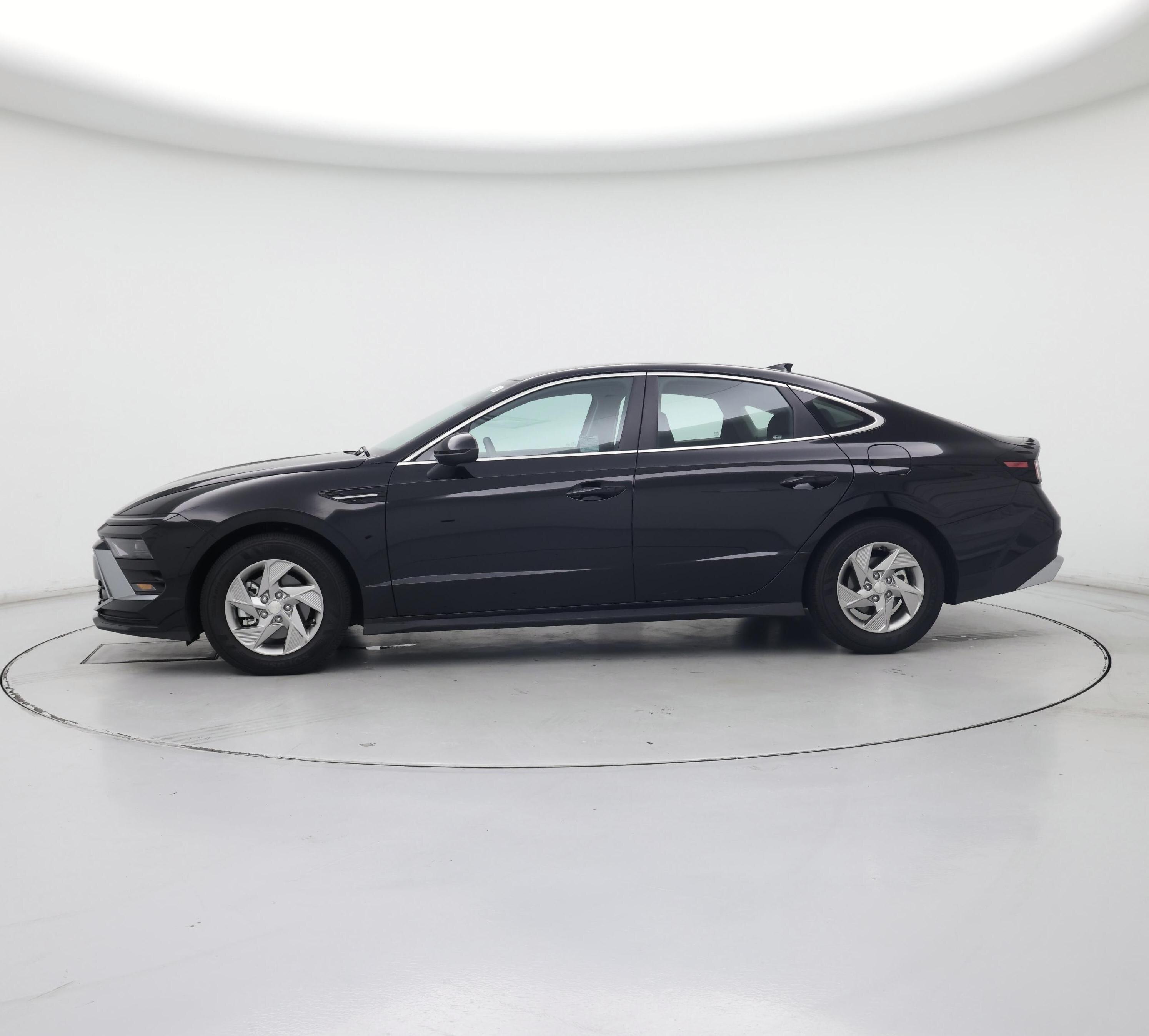 Thumbnail: 2025 Hyundai Sonata - 3