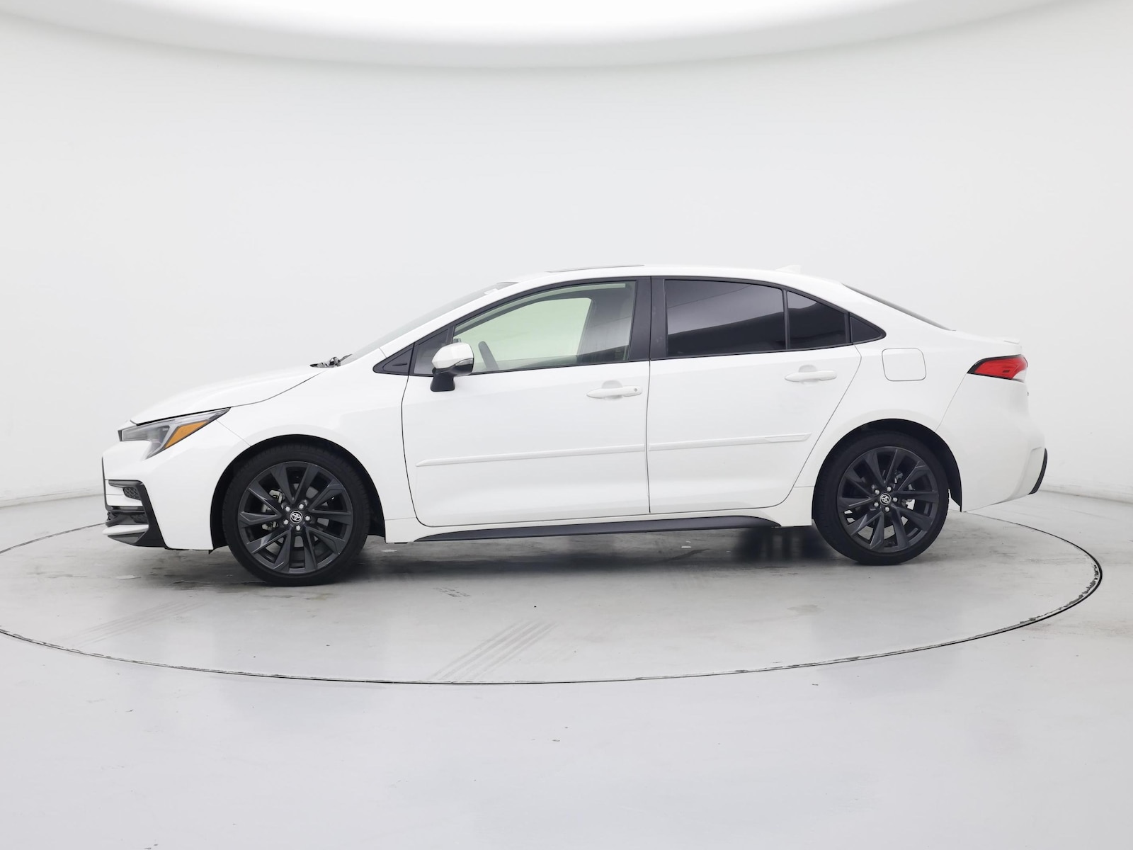 2025 Toyota Corolla SE - Photo 4
