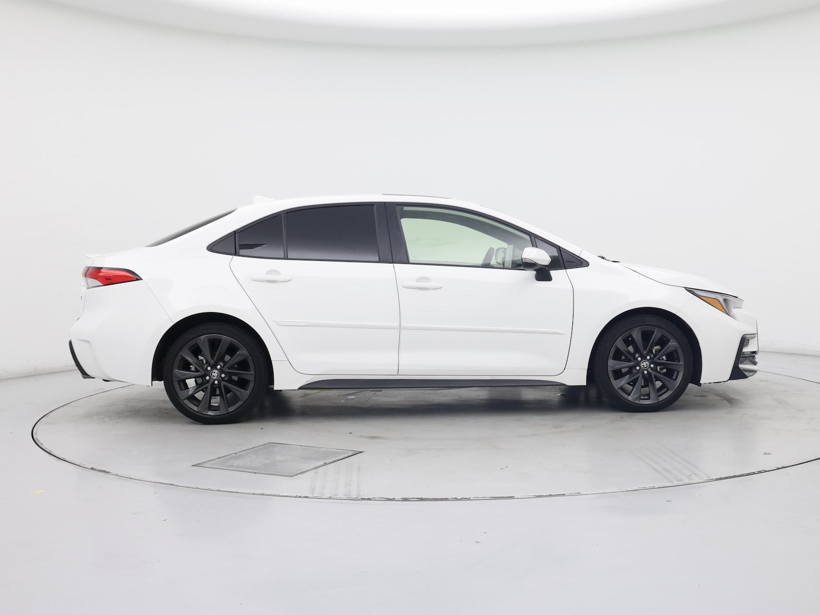 2025 Toyota Corolla SE - Photo 8