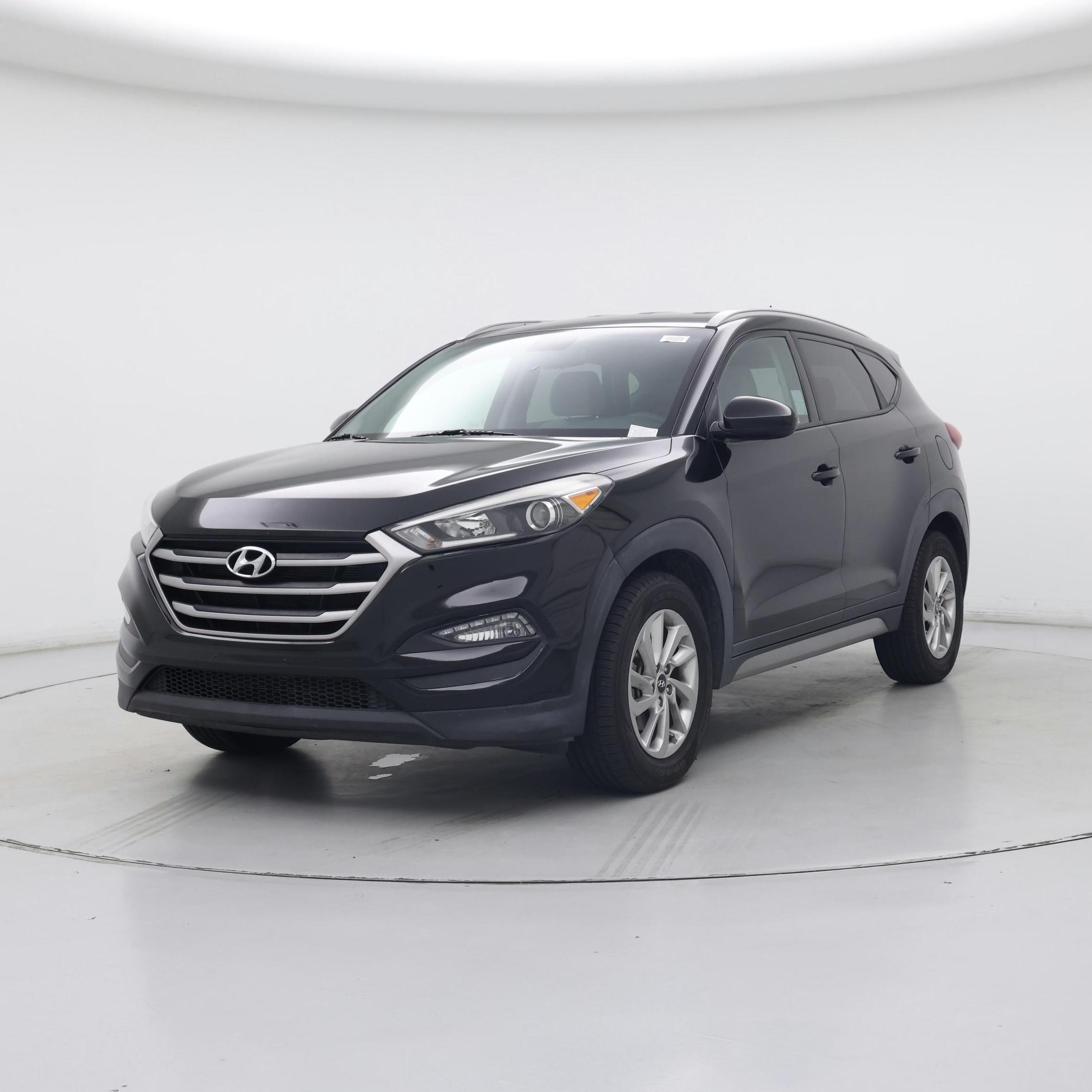 Thumbnail: 2017 Hyundai Tucson - 4