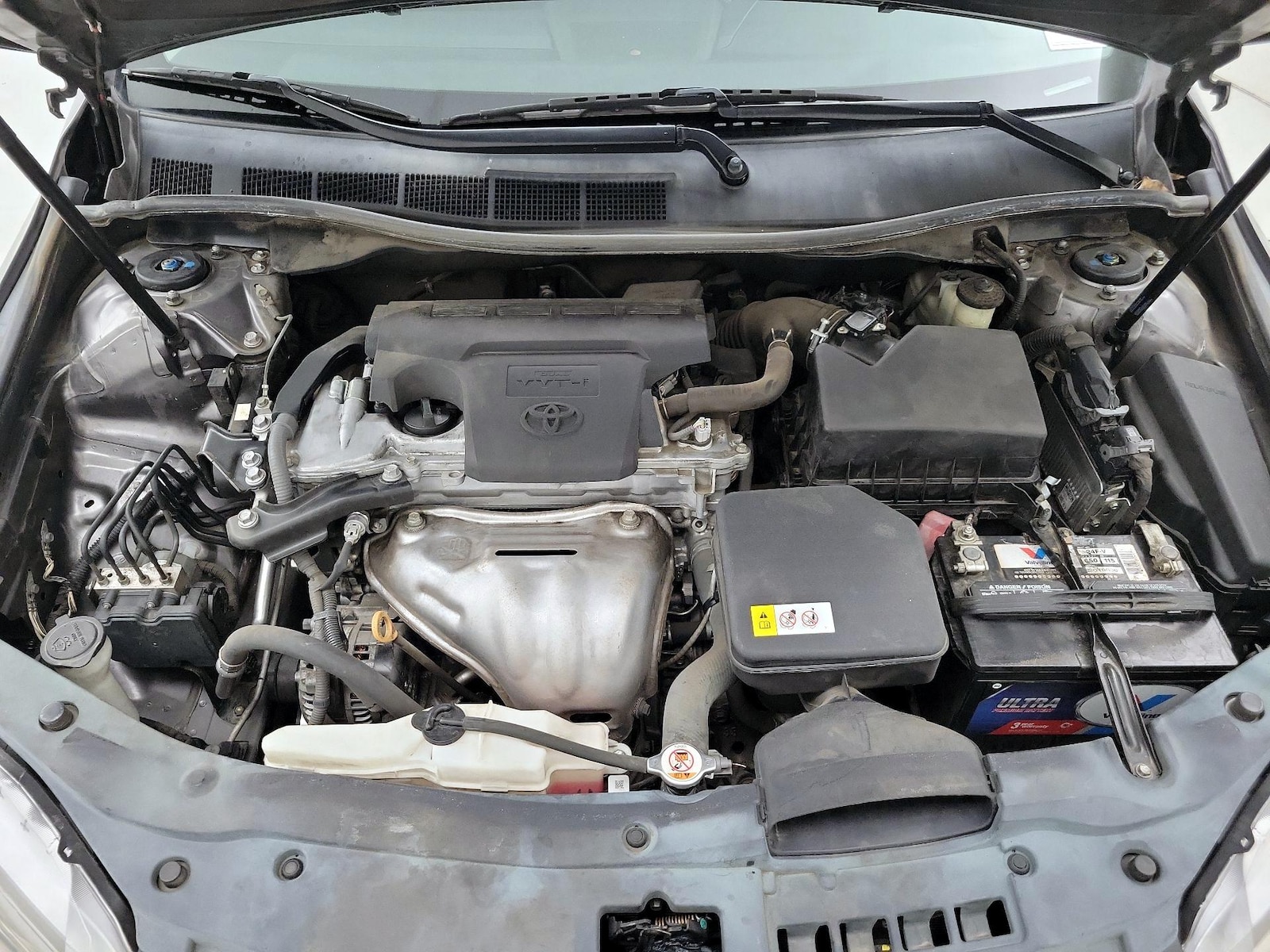 2017 Toyota Camry SE - Photo 22