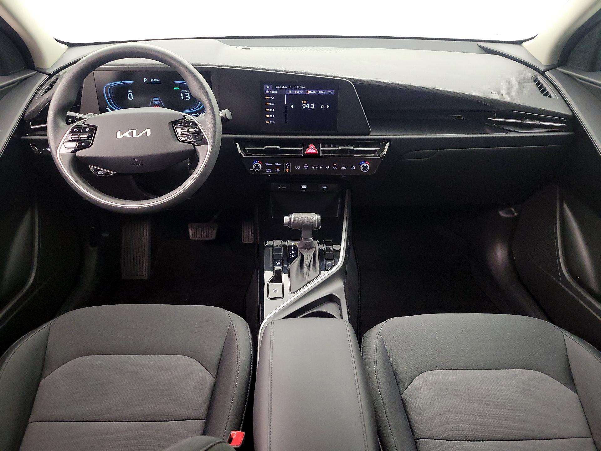 Thumbnail: 2025 Kia Niro - 9