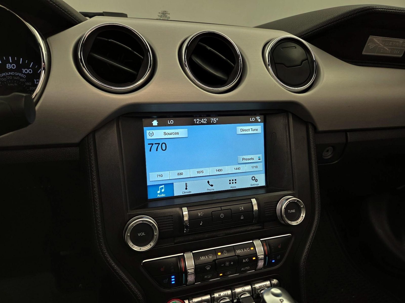 2017 Ford Mustang EcoBoost Premium - Photo 16