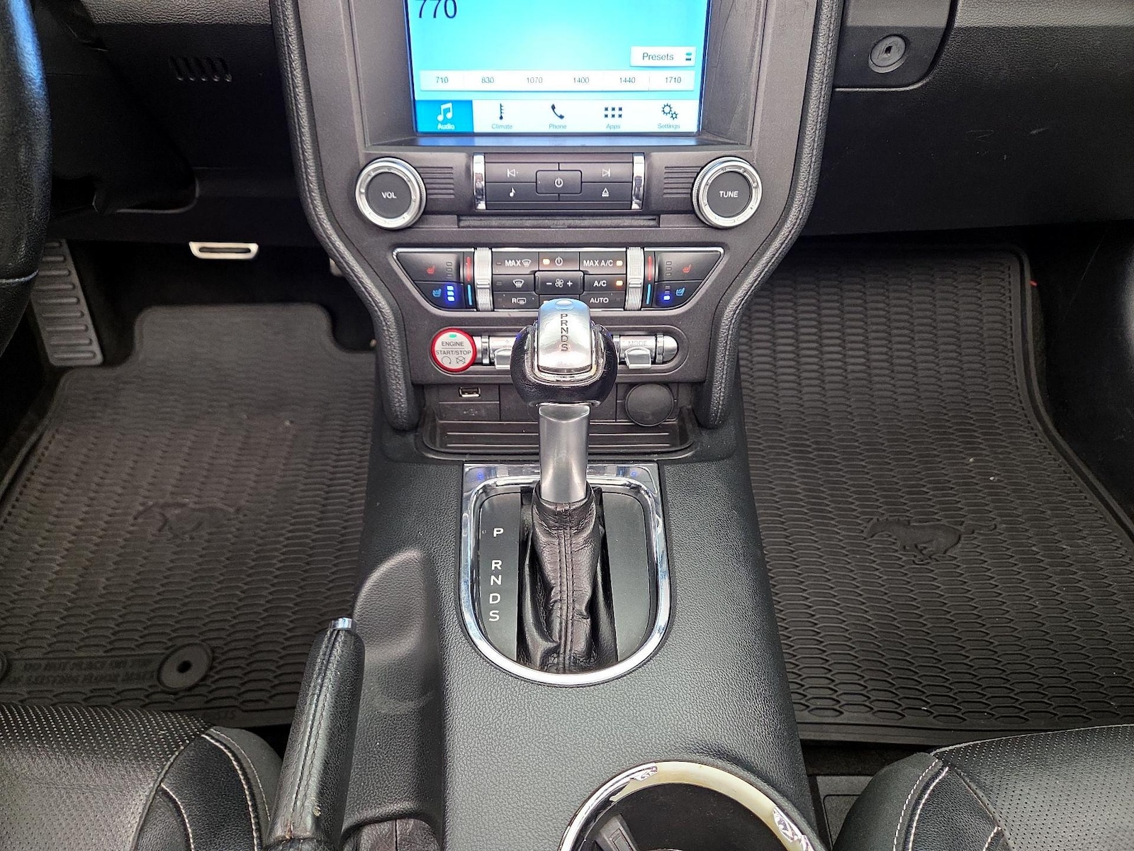 2017 Ford Mustang EcoBoost Premium - Photo 18