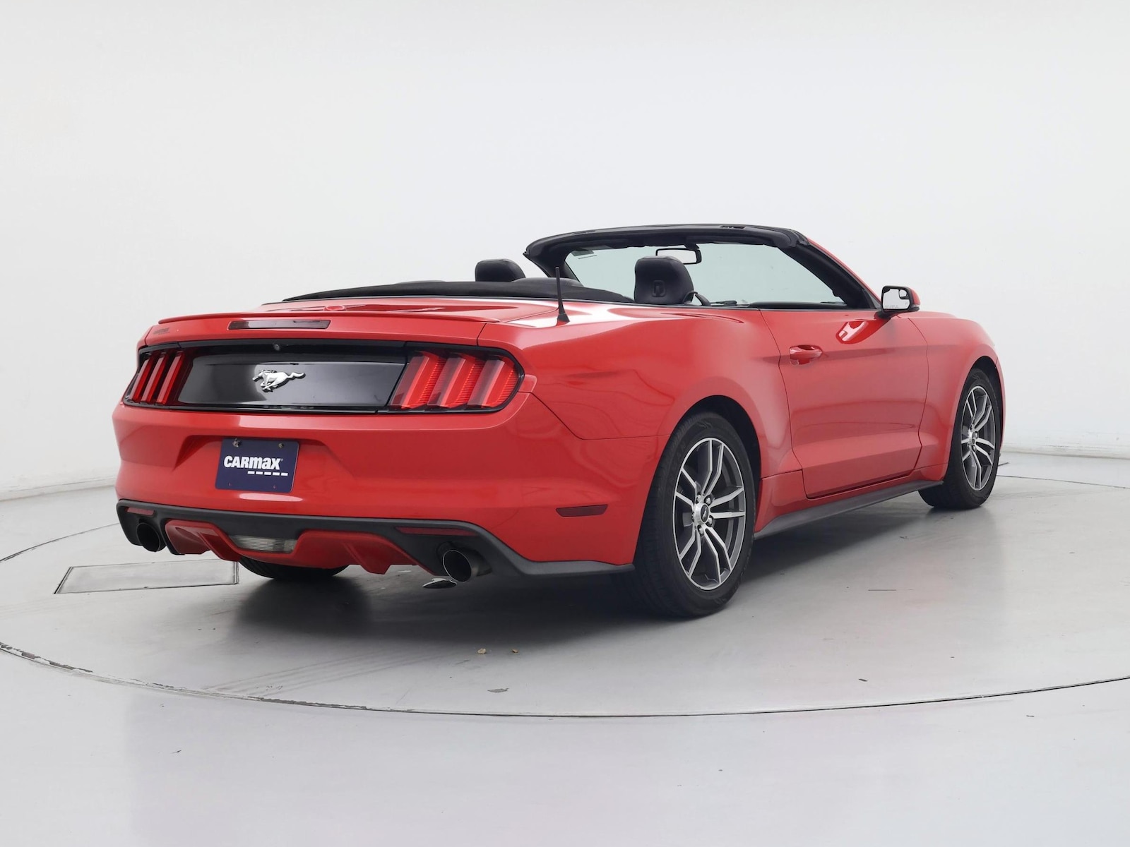 2017 Ford Mustang EcoBoost Premium - Photo 9