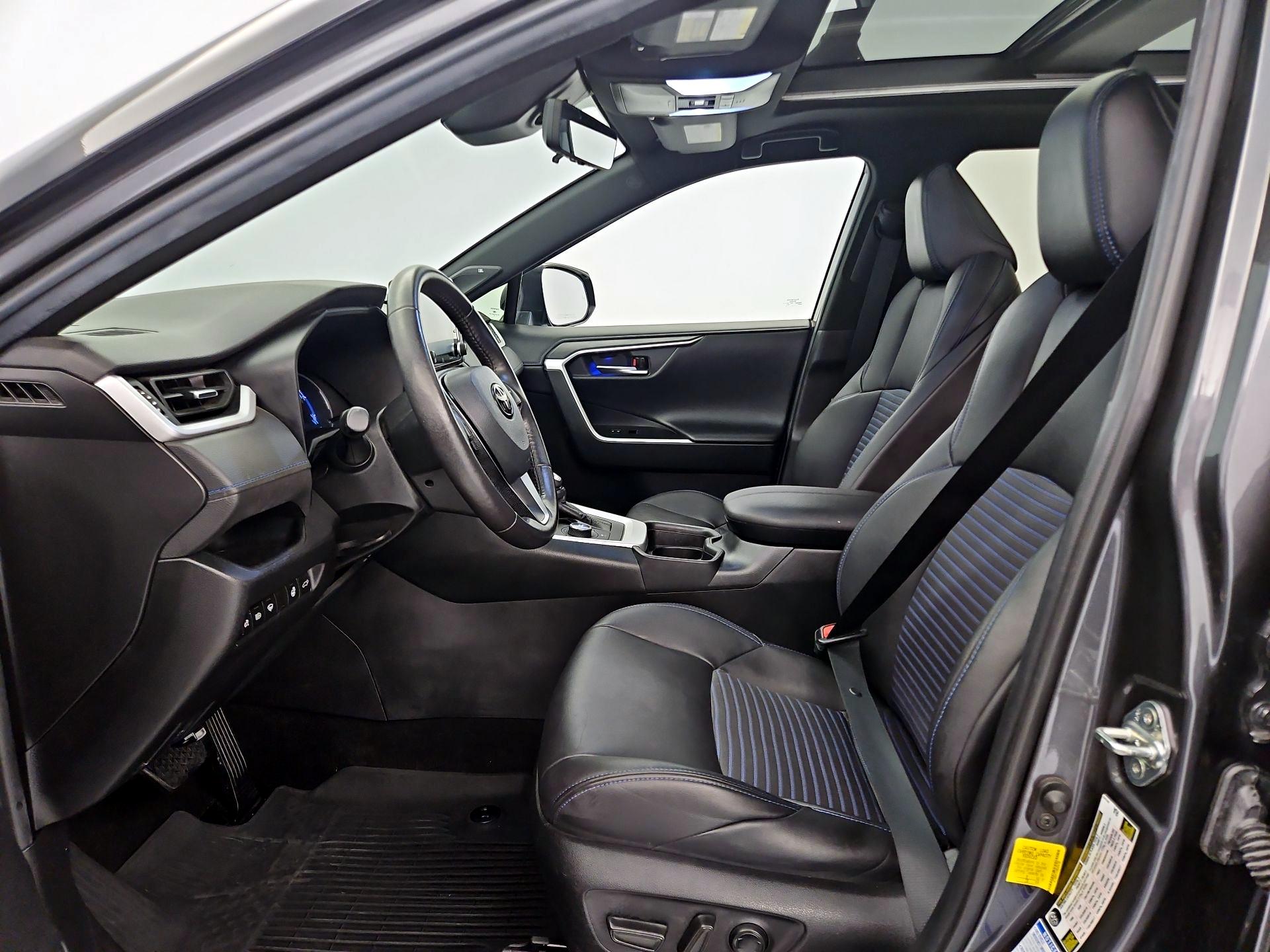Thumbnail: 2021 Toyota RAV4 - 11