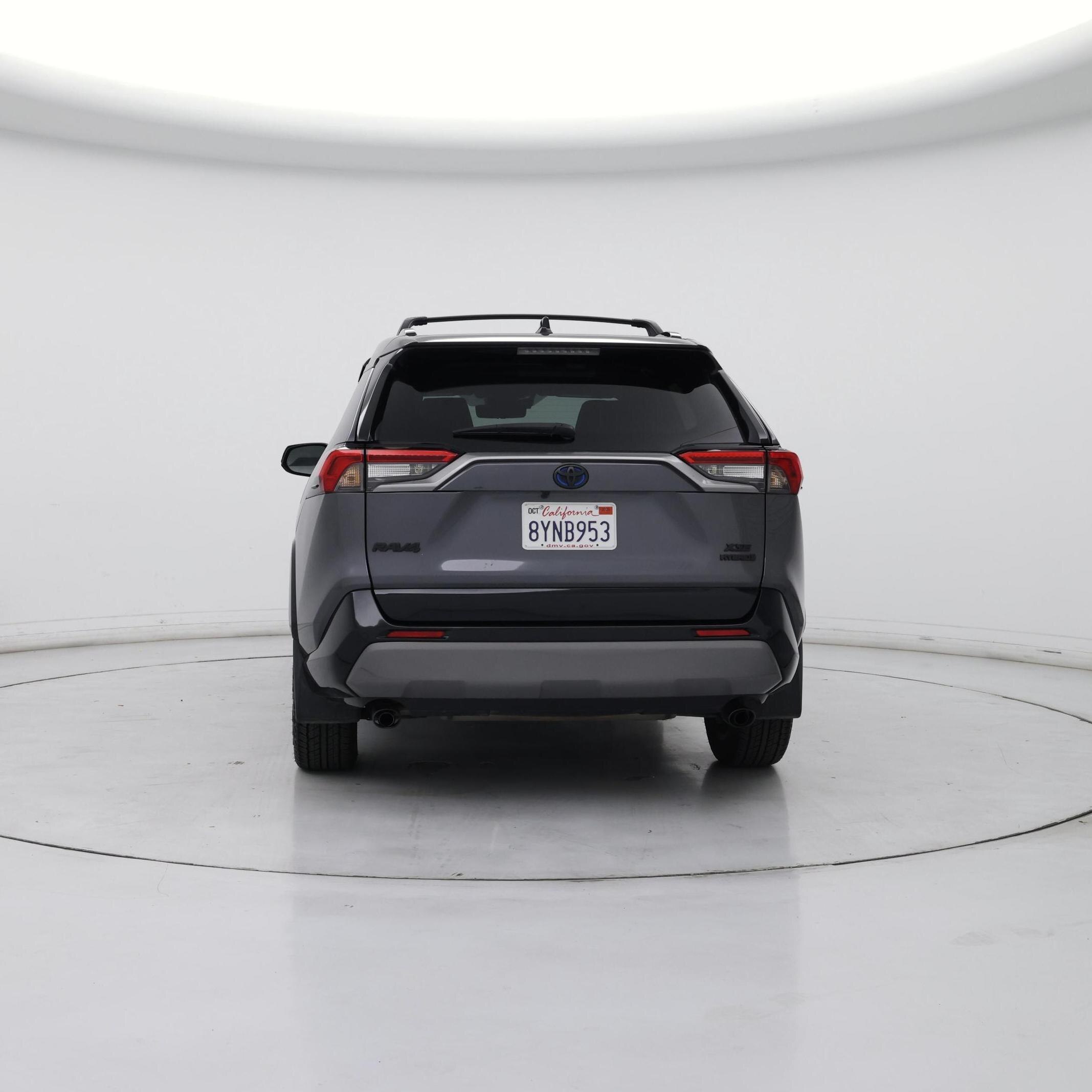 Thumbnail: 2021 Toyota RAV4 - 6