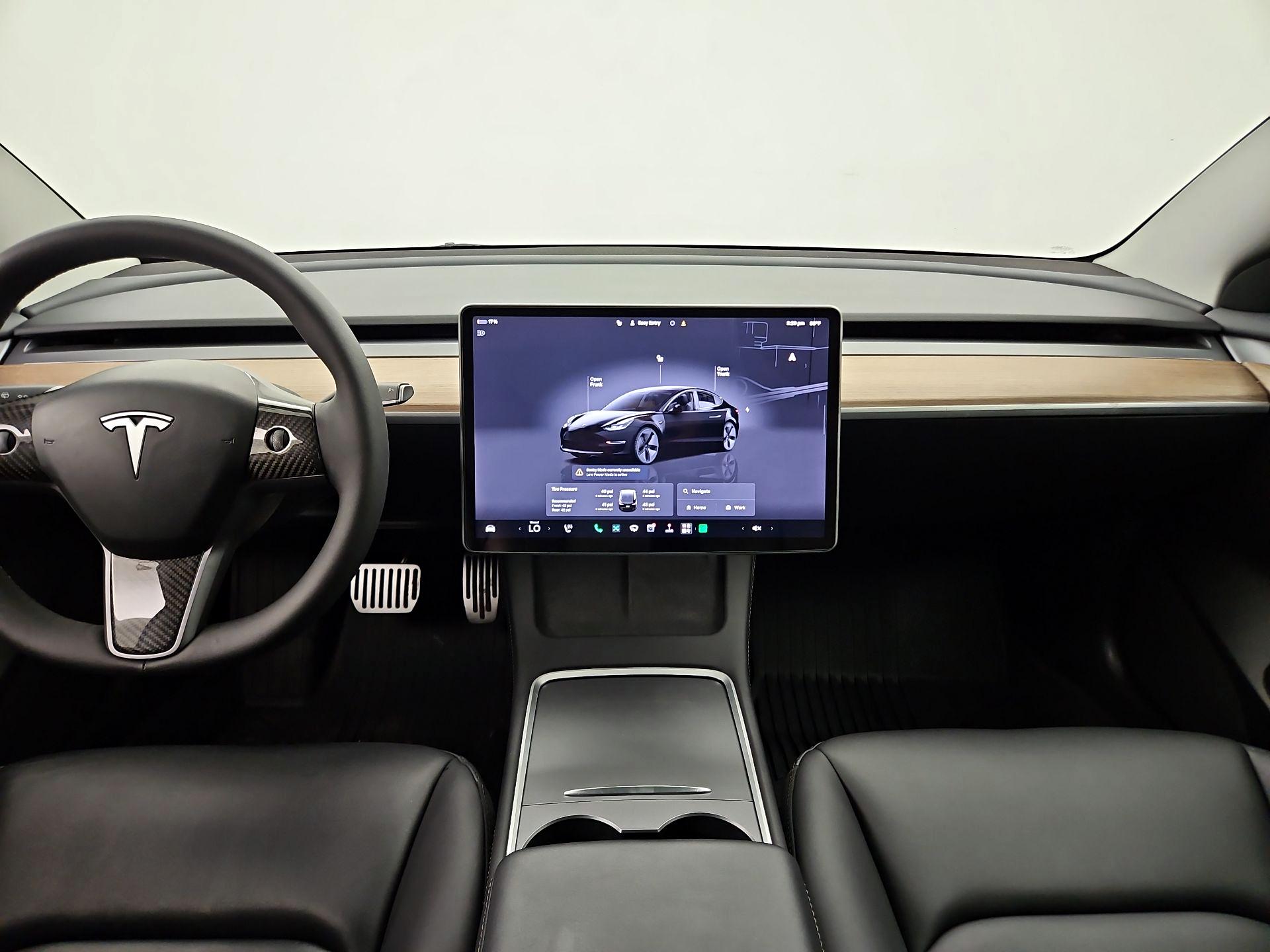 Thumbnail: 2023 Tesla Model 3 - 9