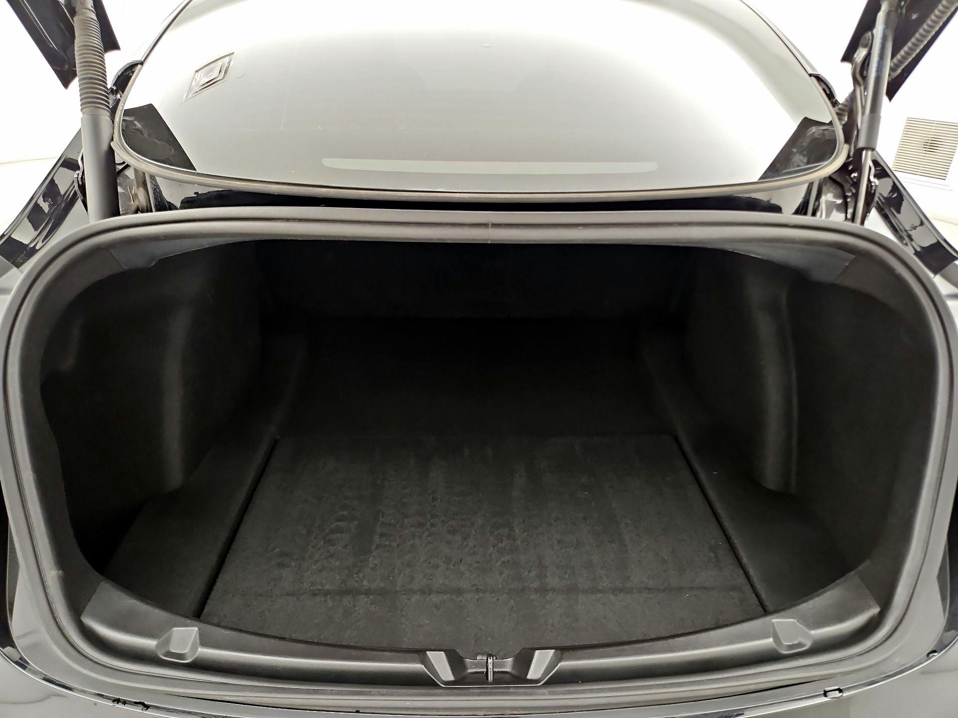 Thumbnail: 2023 Tesla Model 3 - 17