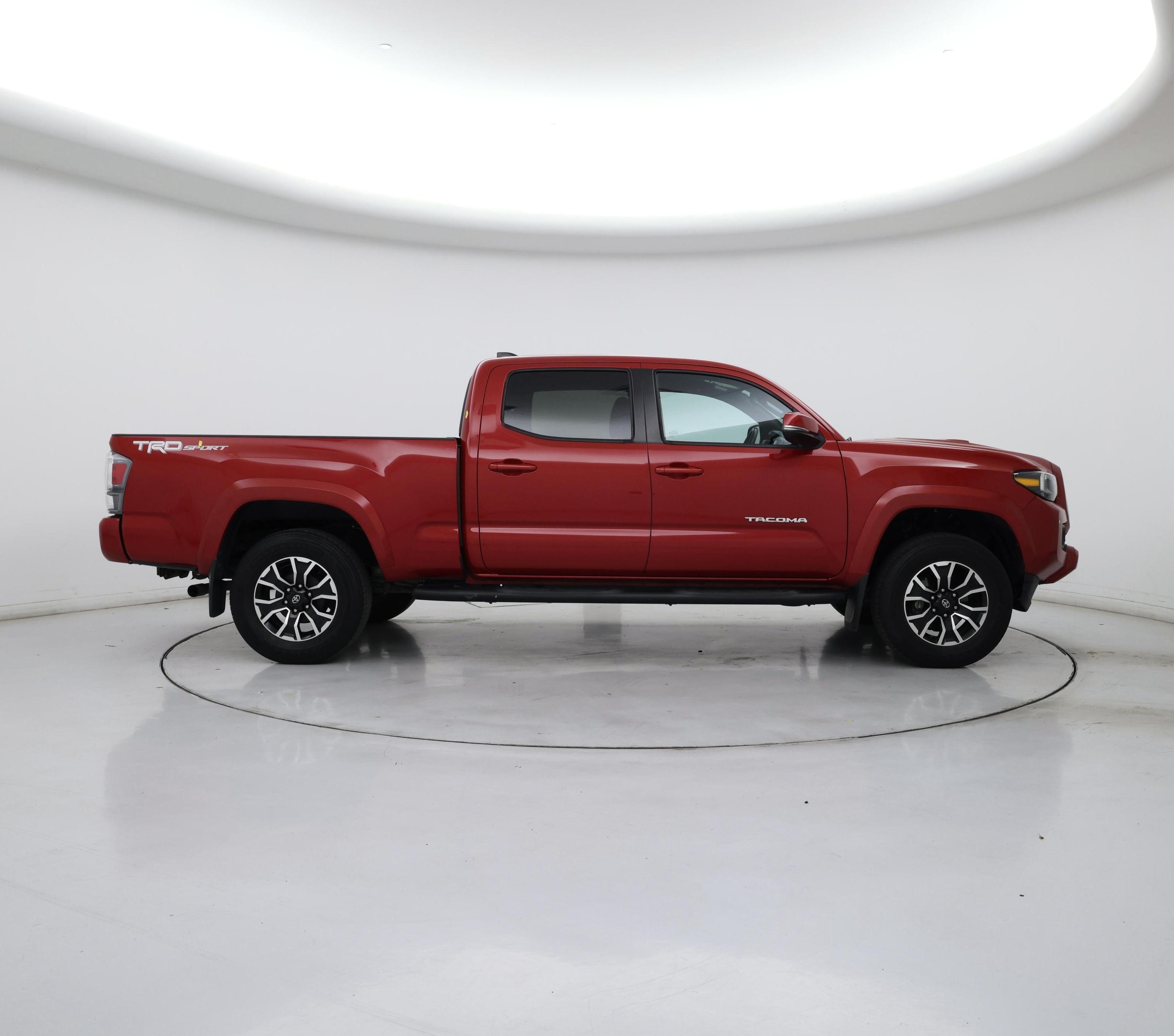 Thumbnail: 2022 Toyota Tacoma - 7