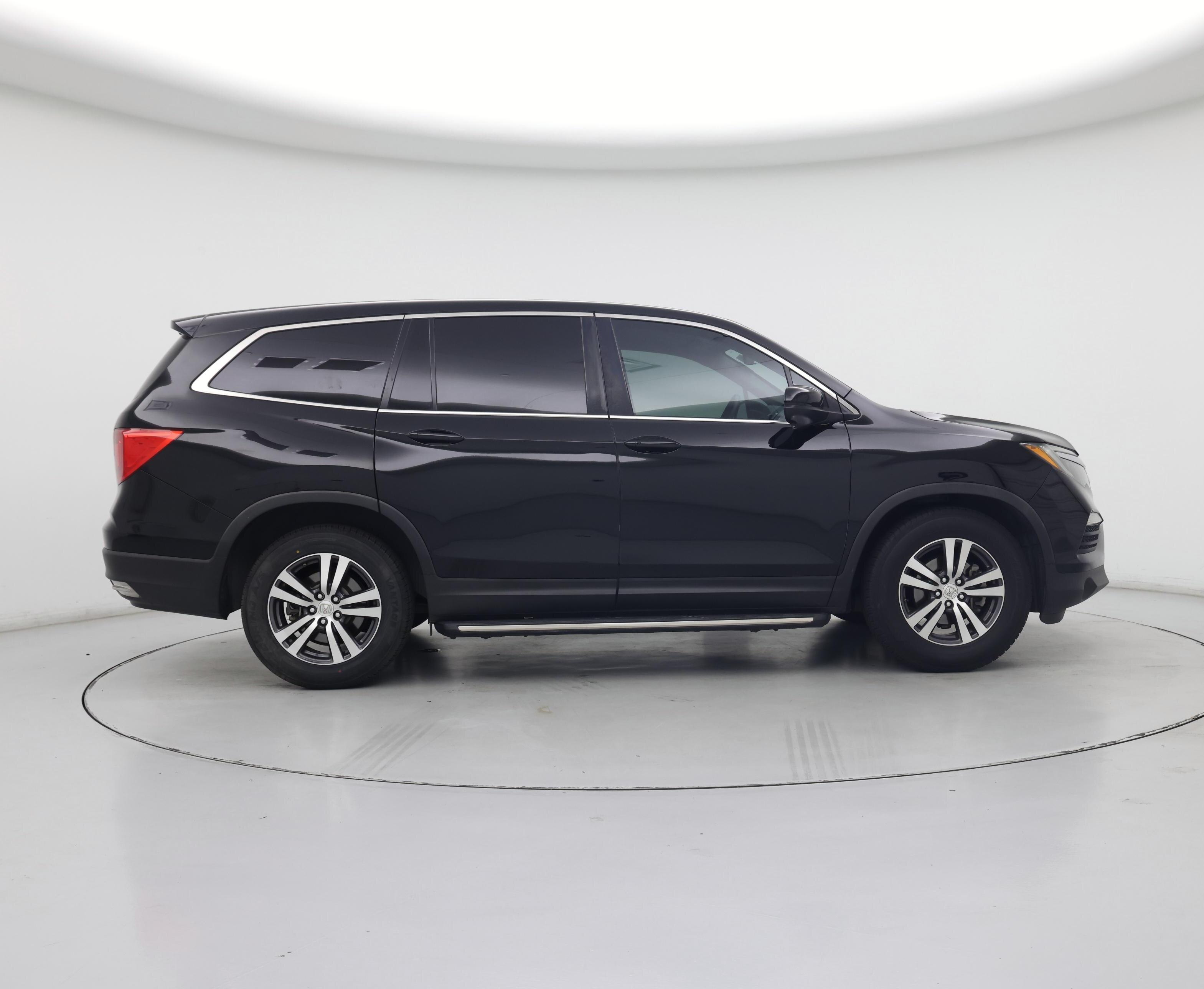 Thumbnail: 2018 Honda Pilot - 7